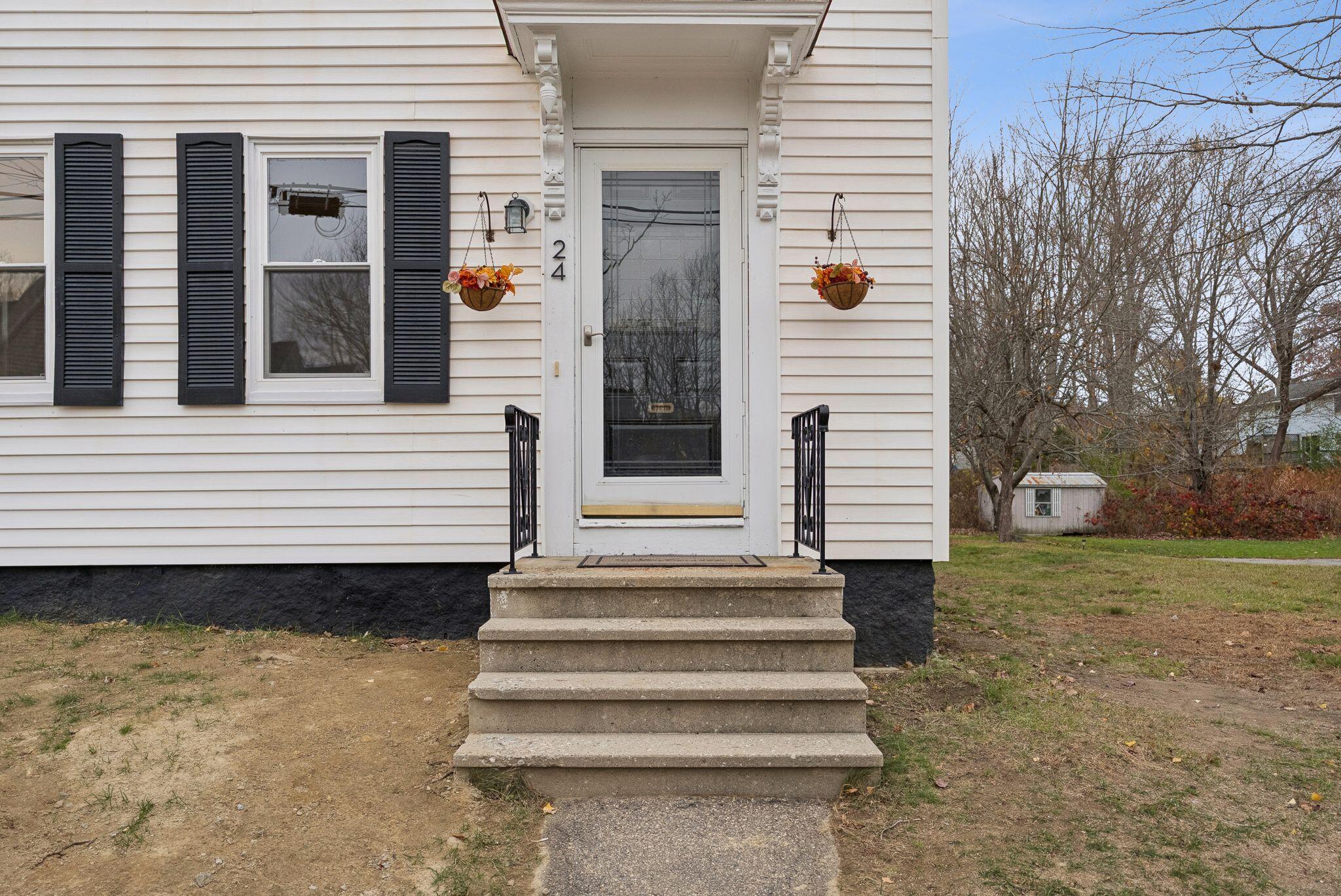 24 Hill Street