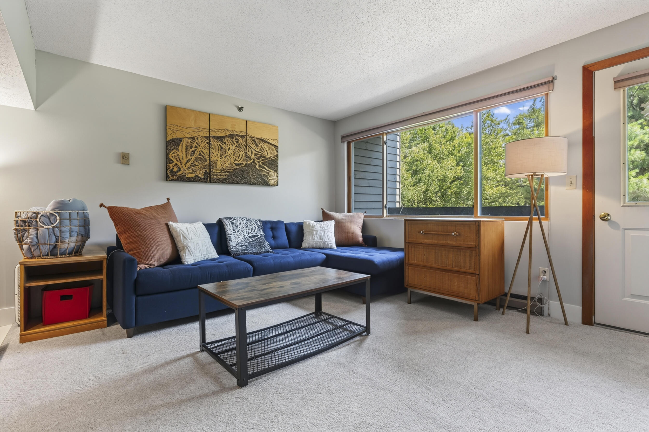 16 Roadrunner Drive B203