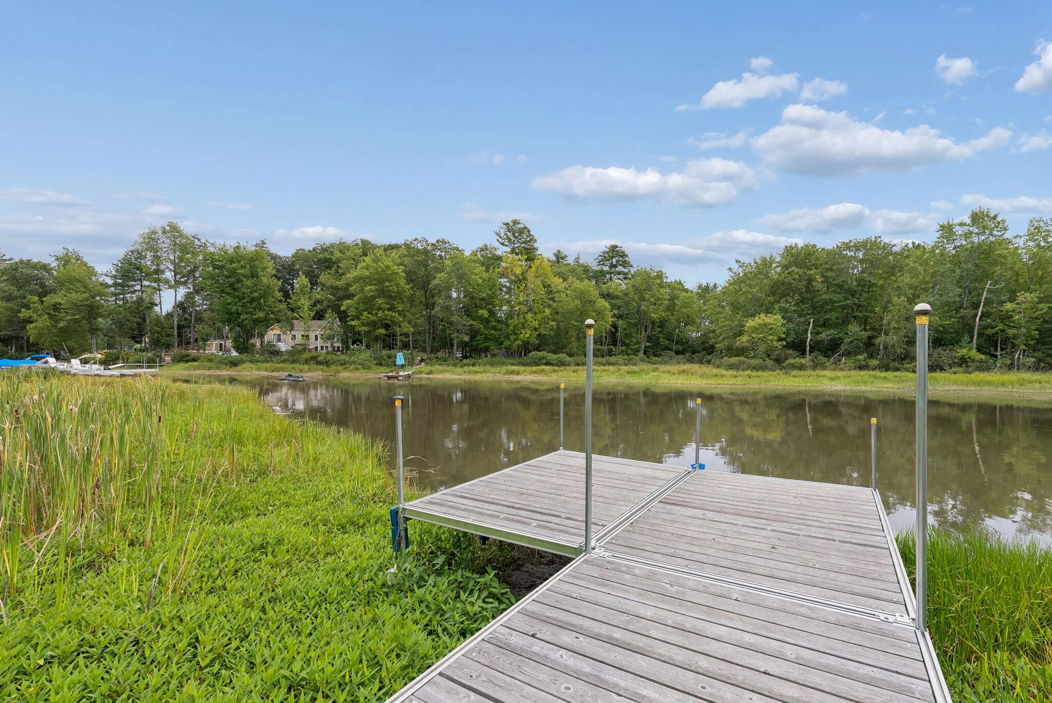 82 Lakeshore Drive