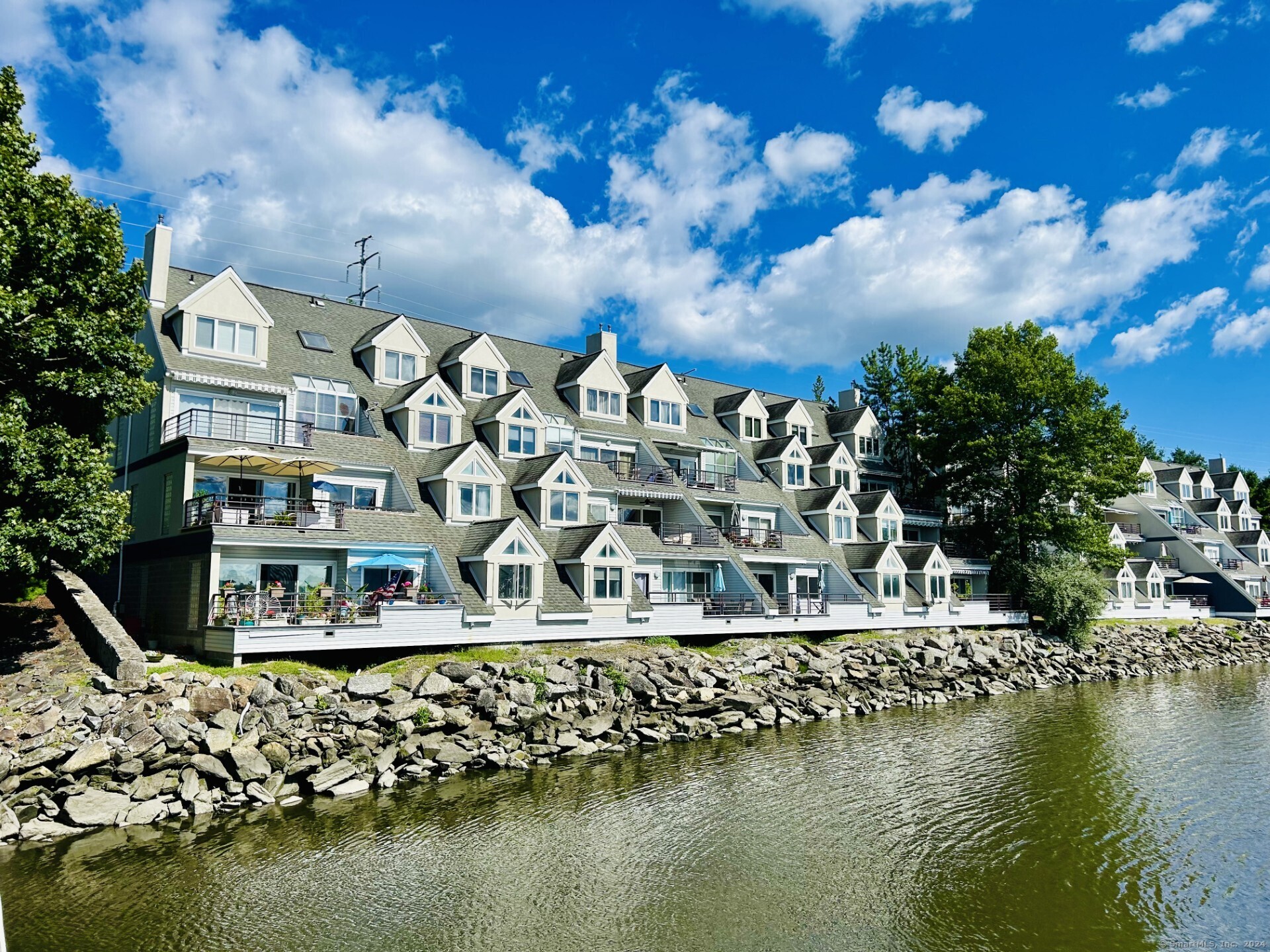 322 Popes Island Road 322