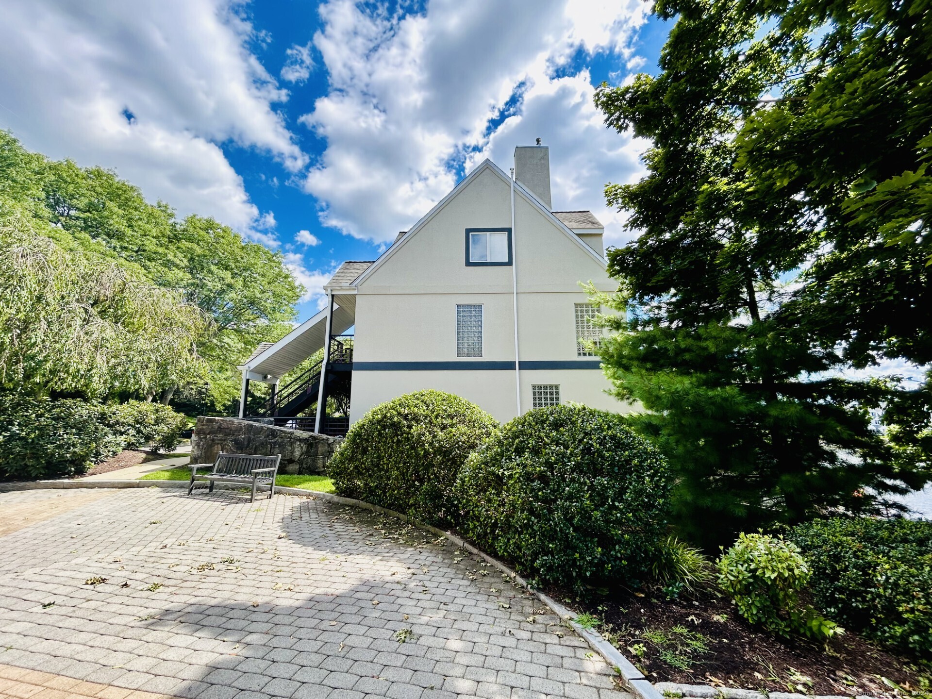 322 Popes Island Road 322