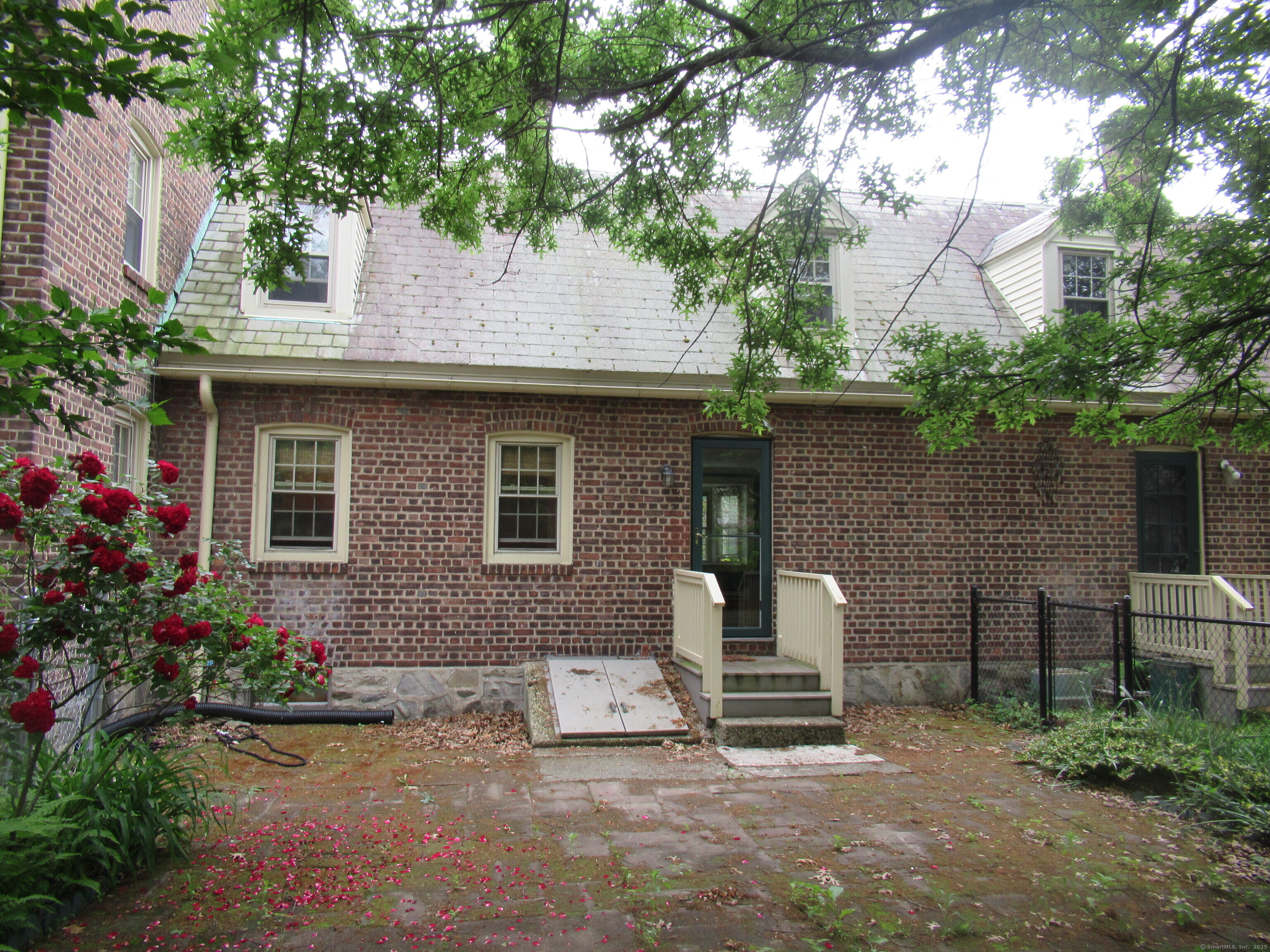 164 Flanders Street