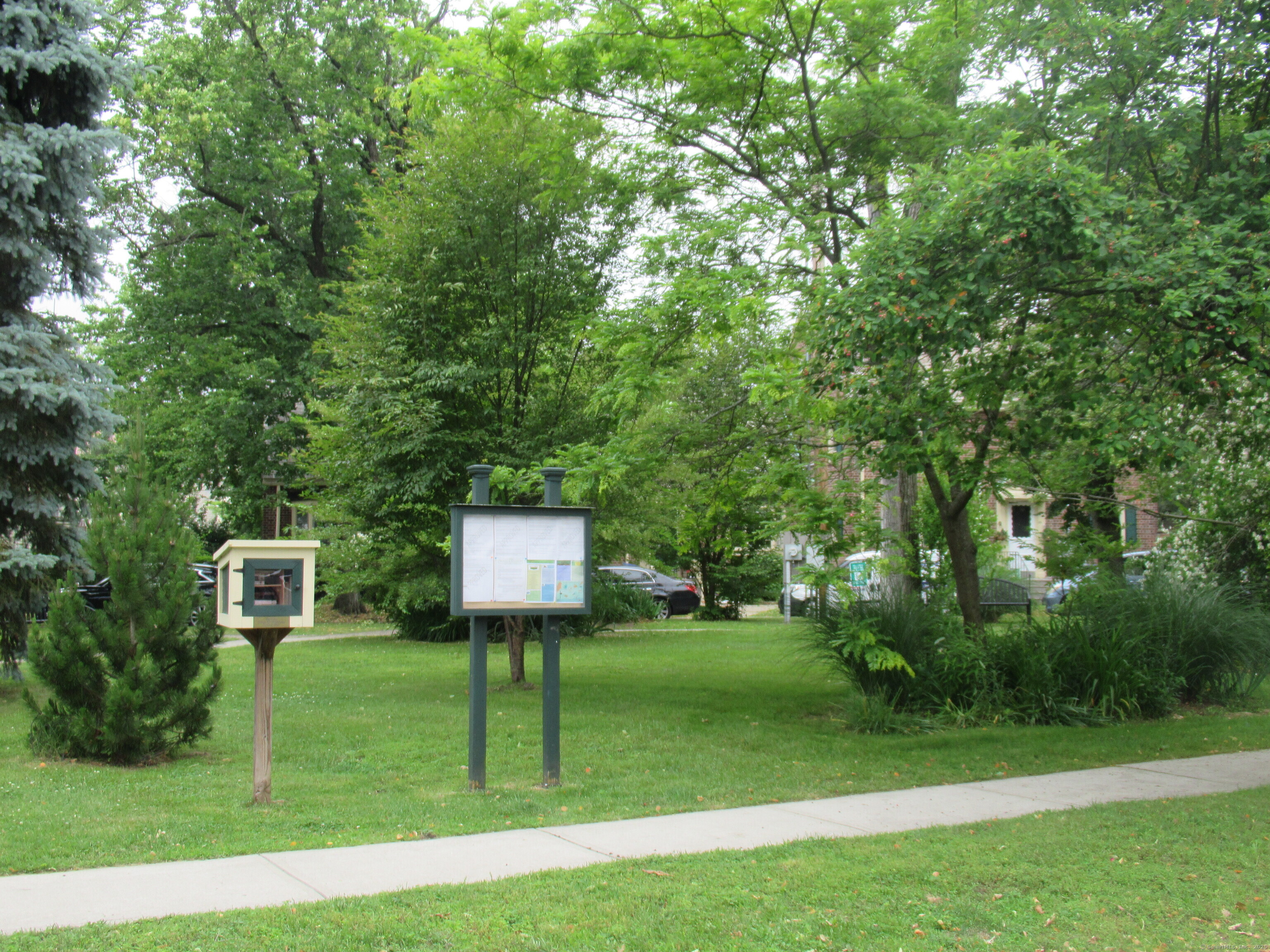 164 Flanders Street