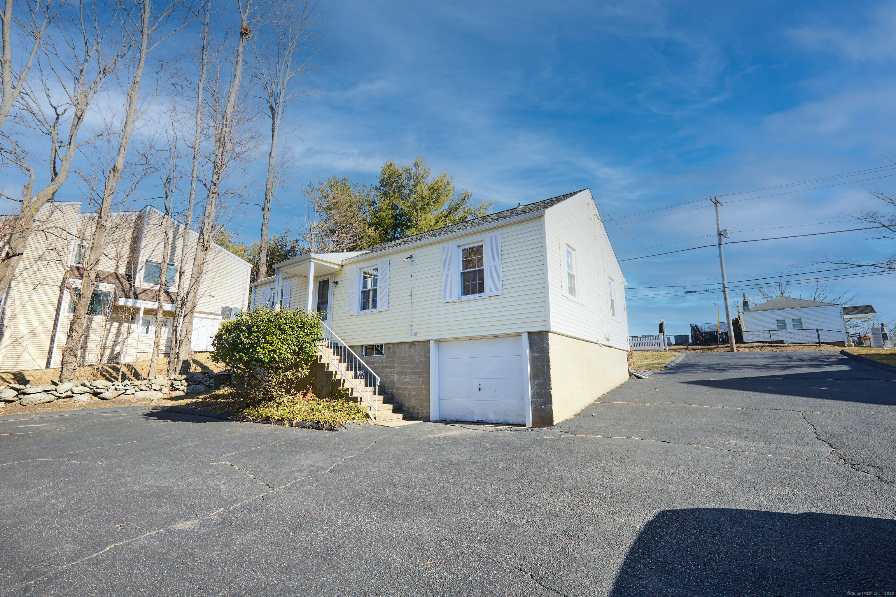 1411 Black Rock Turnpike