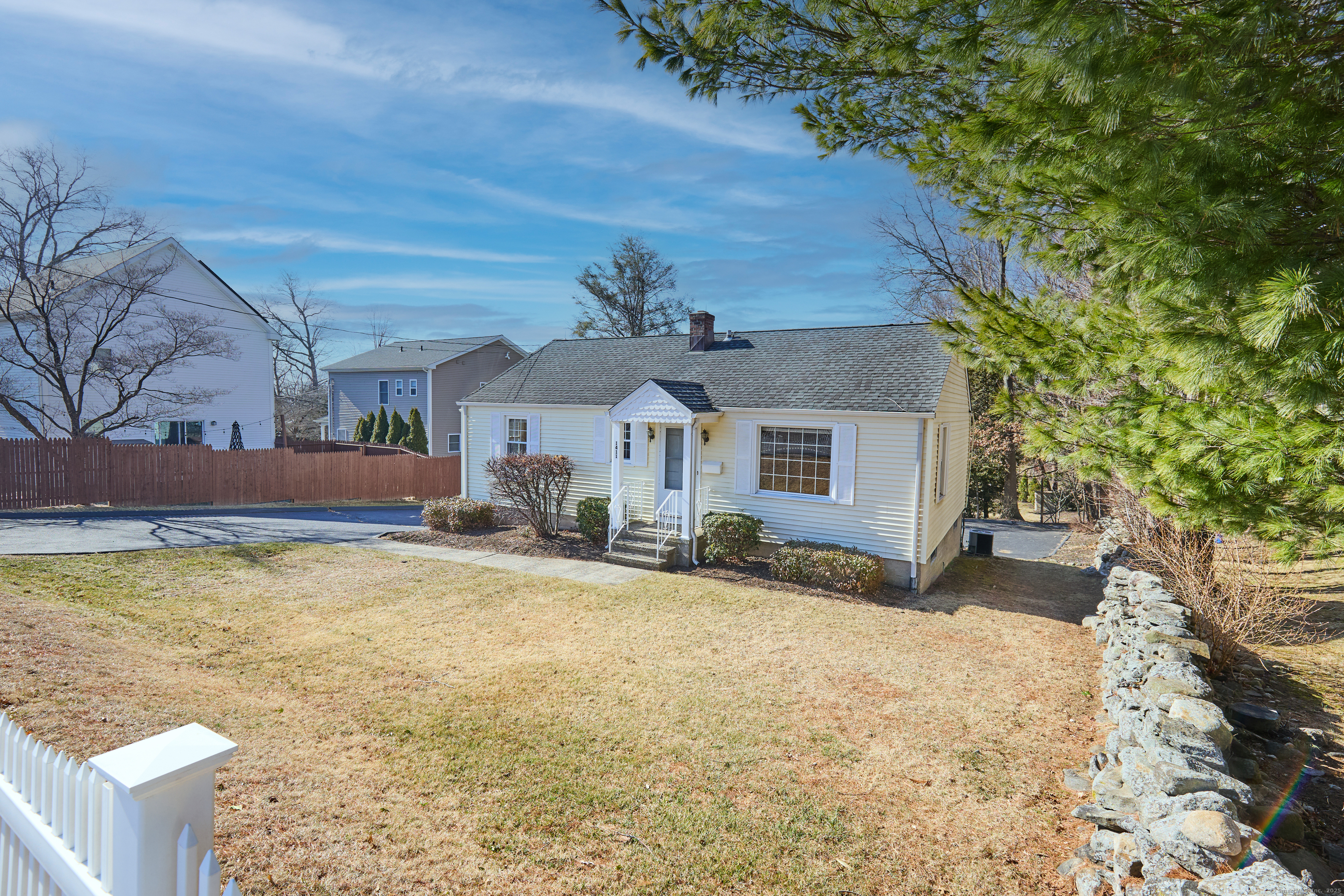 1411 Black Rock Turnpike