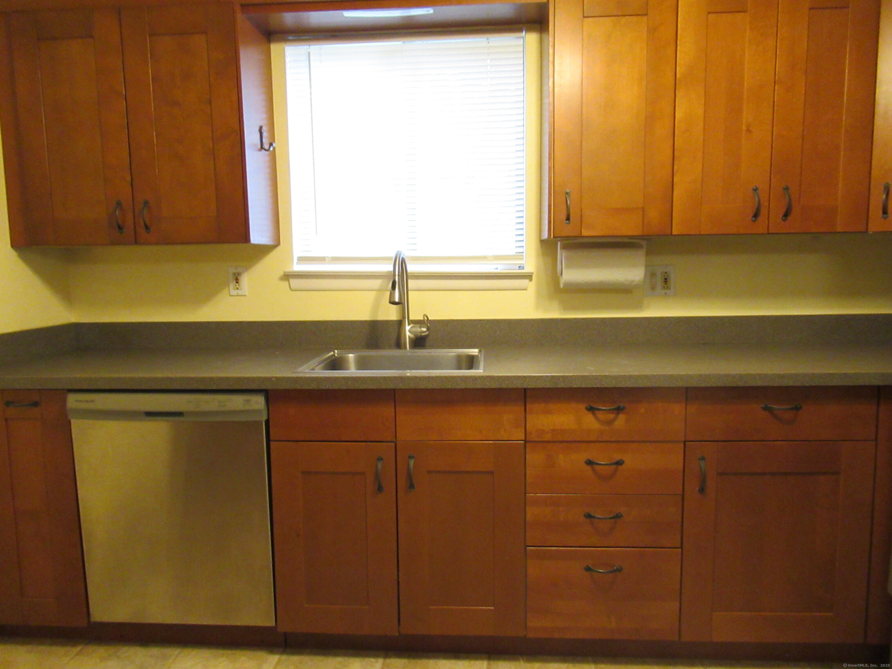 67 Riverview Drive 67