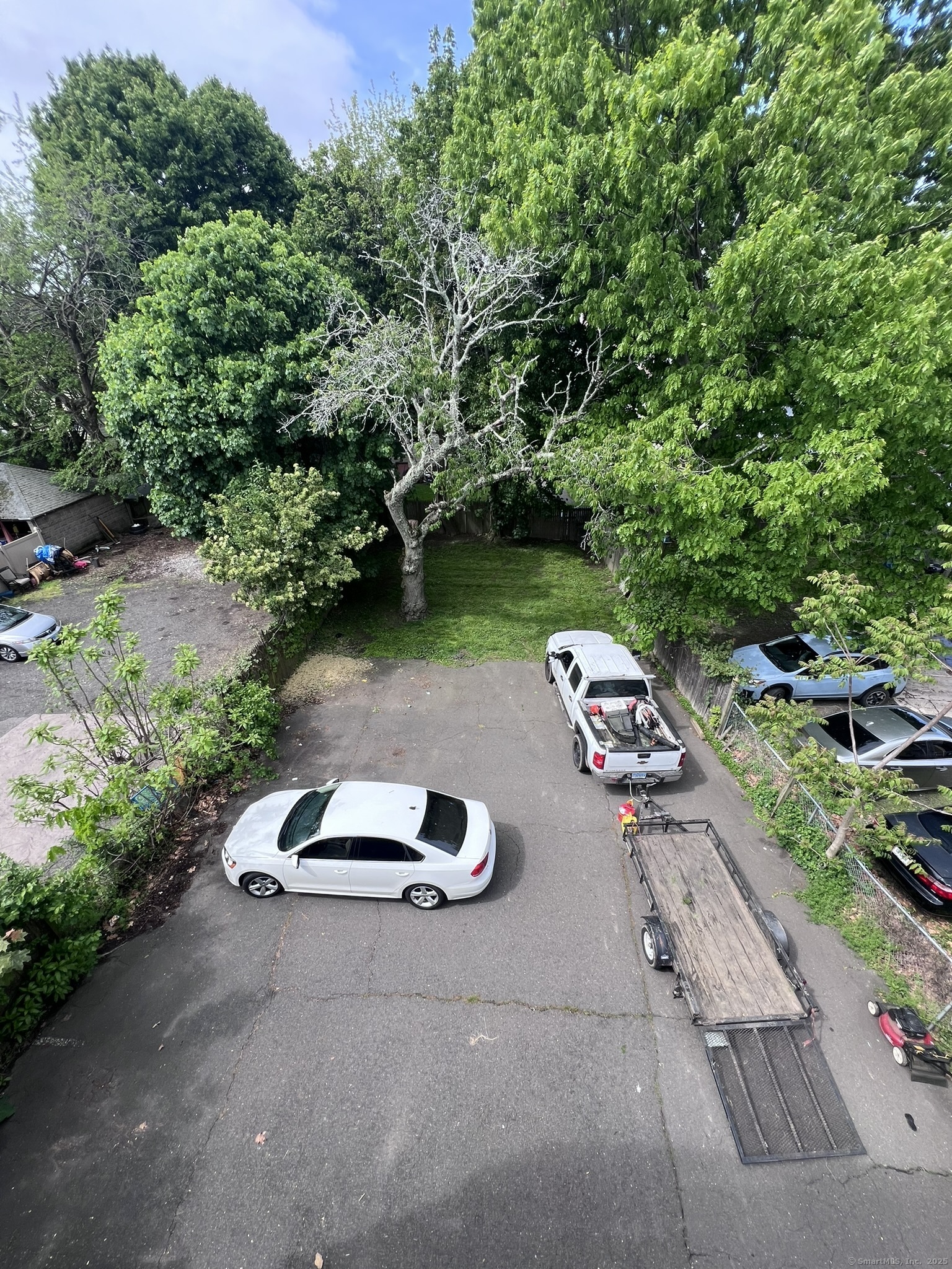 787 Brewster Street 3rd floor