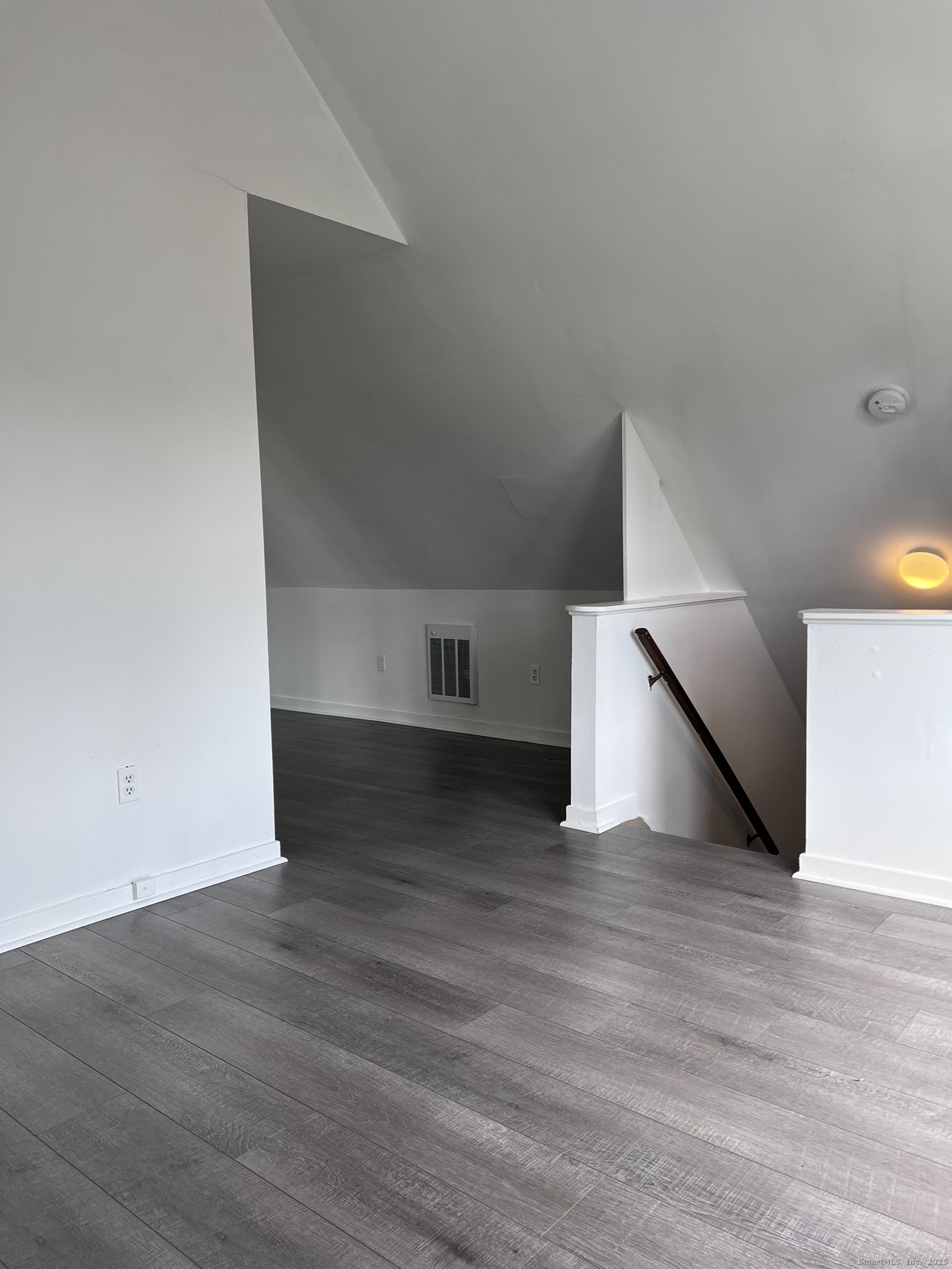 787 Brewster Street 3rd floor