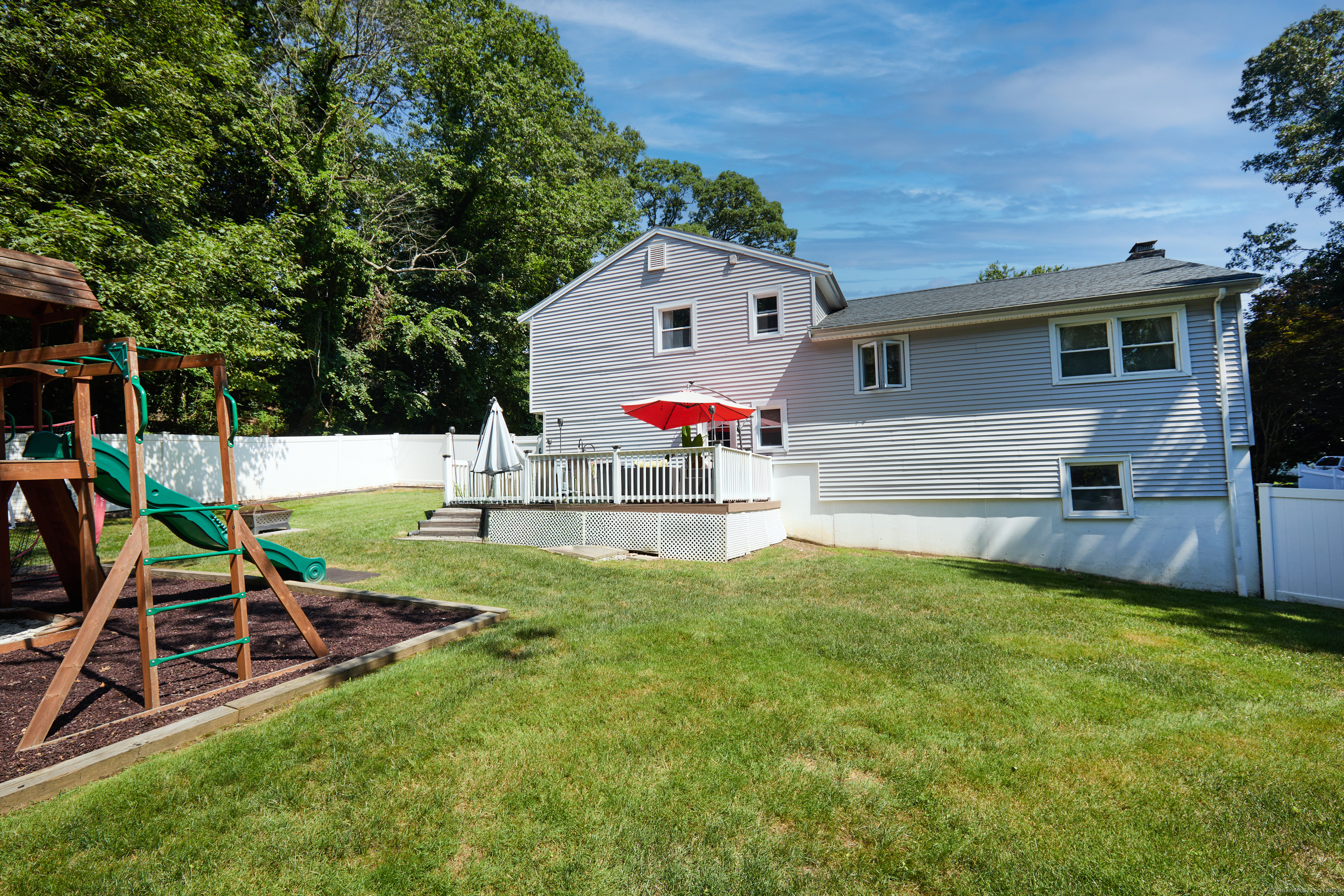 12 Sunnycrest Road