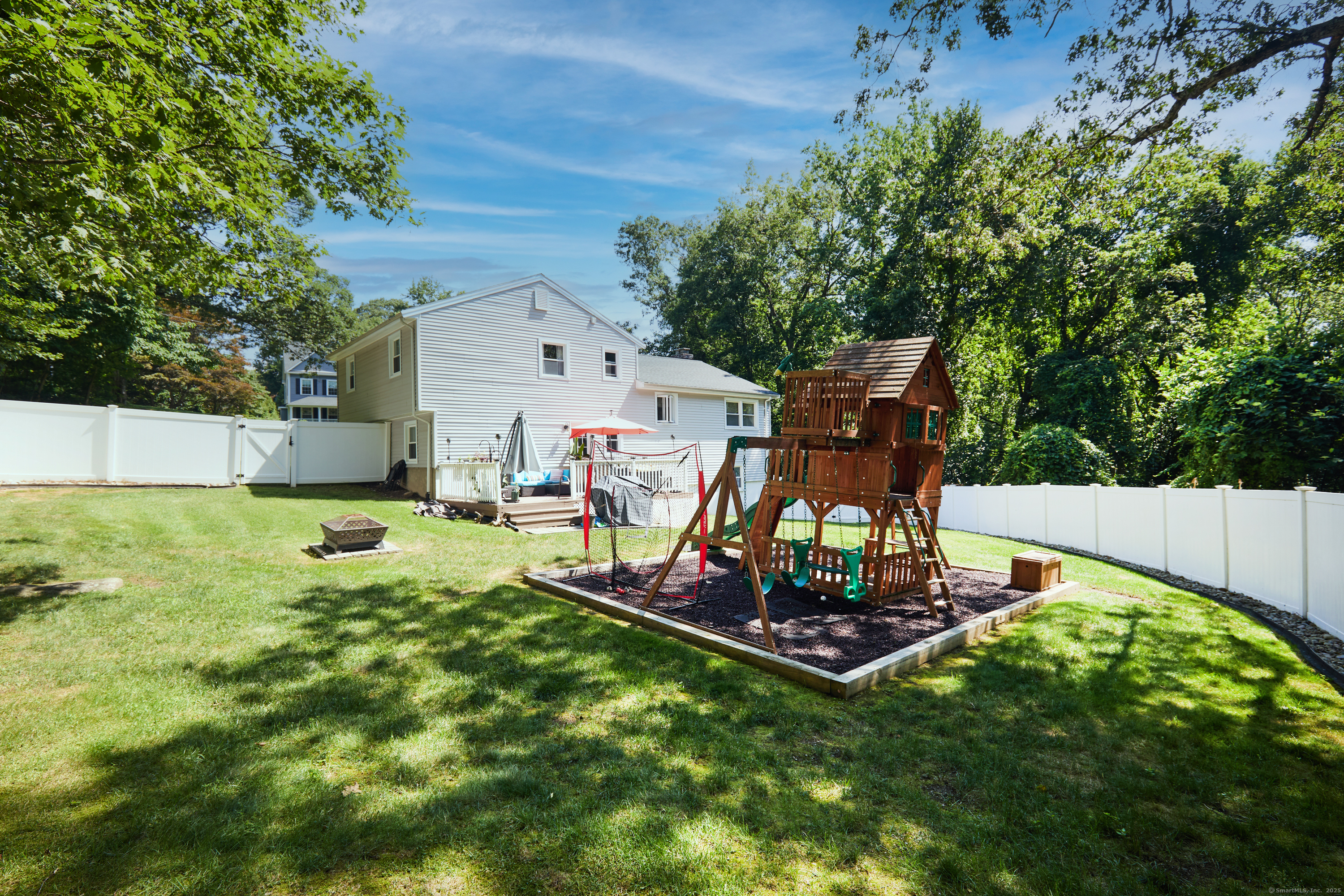 12 Sunnycrest Road