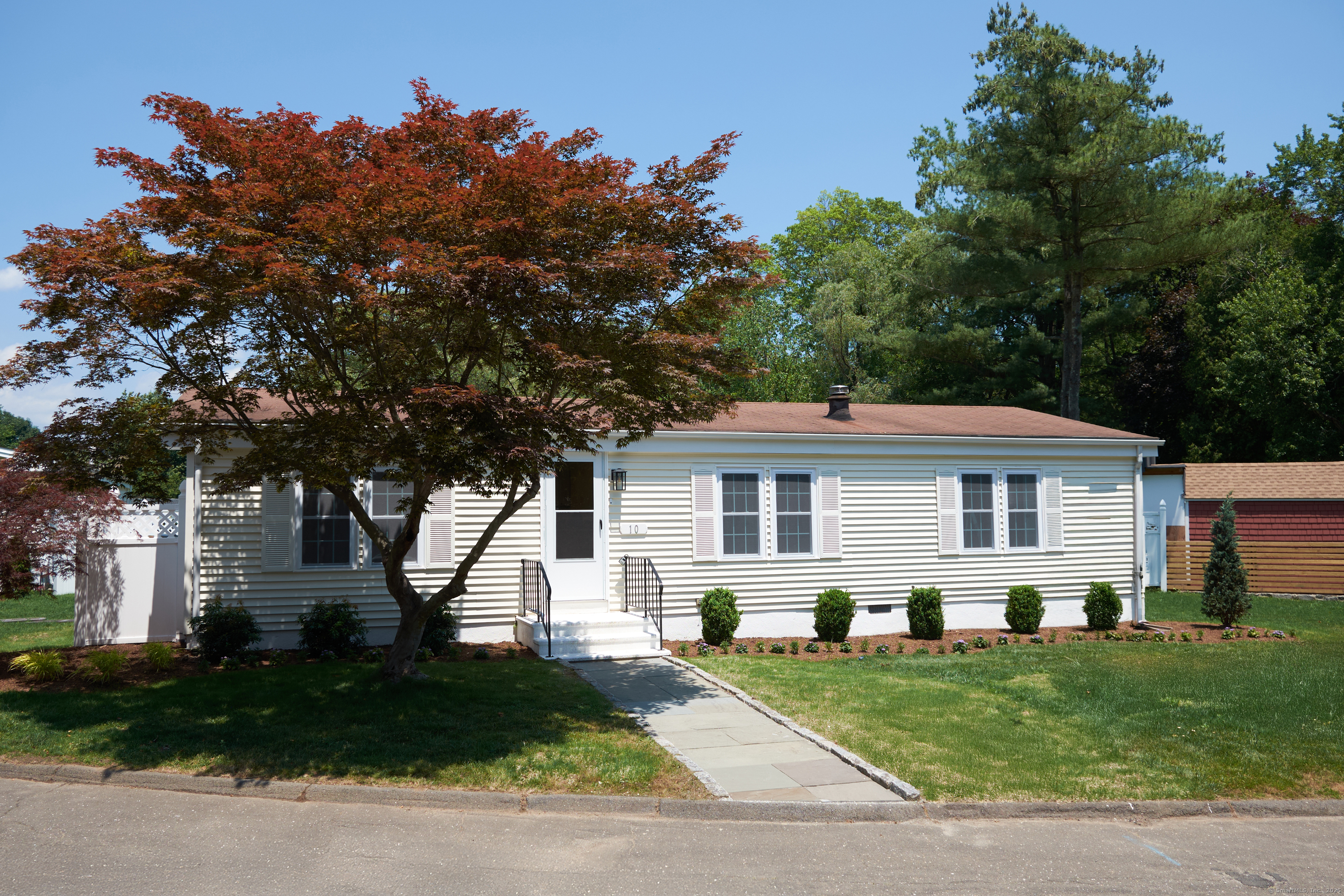 10 Crescent Park Road