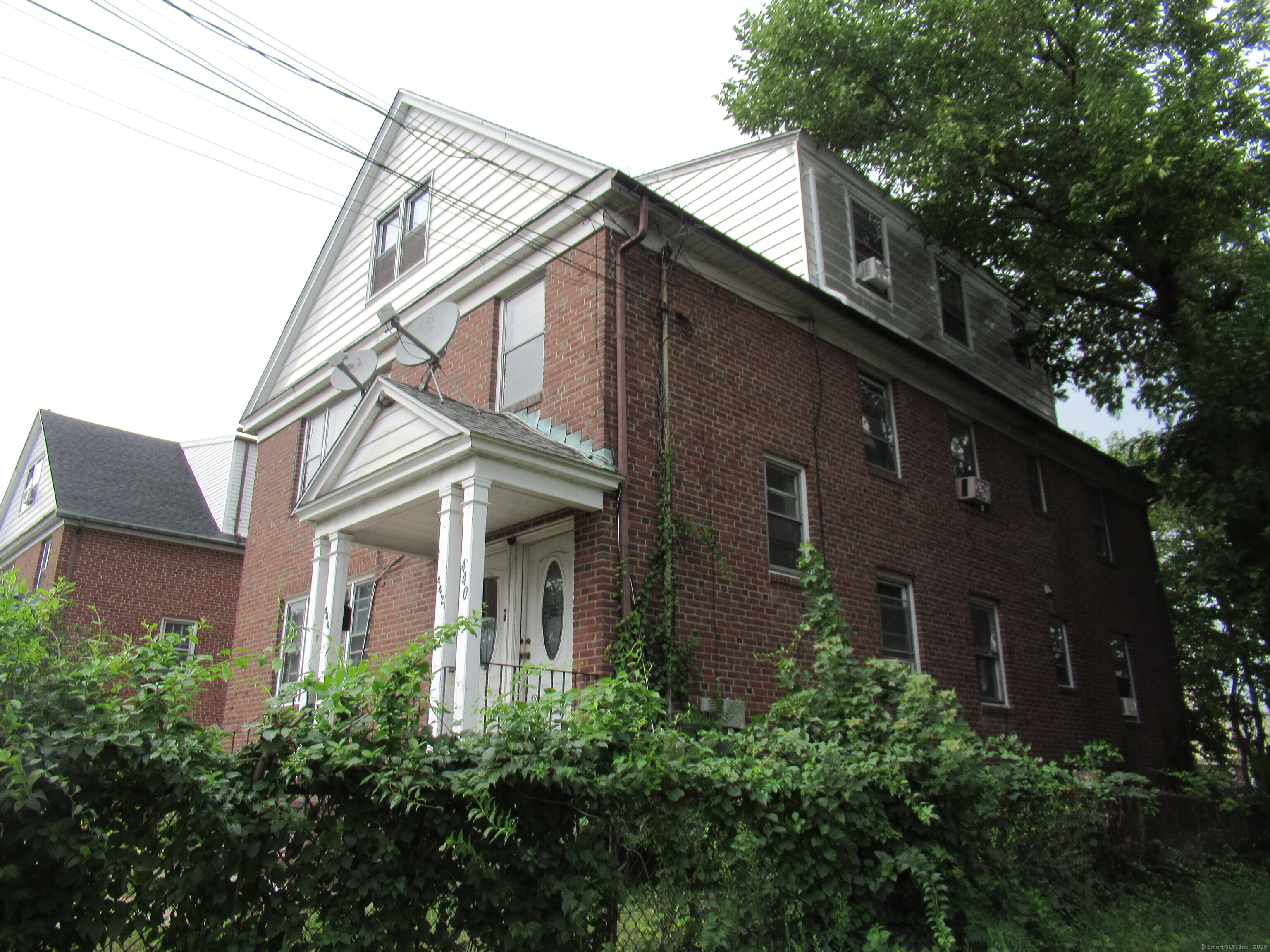 442 Wells Street