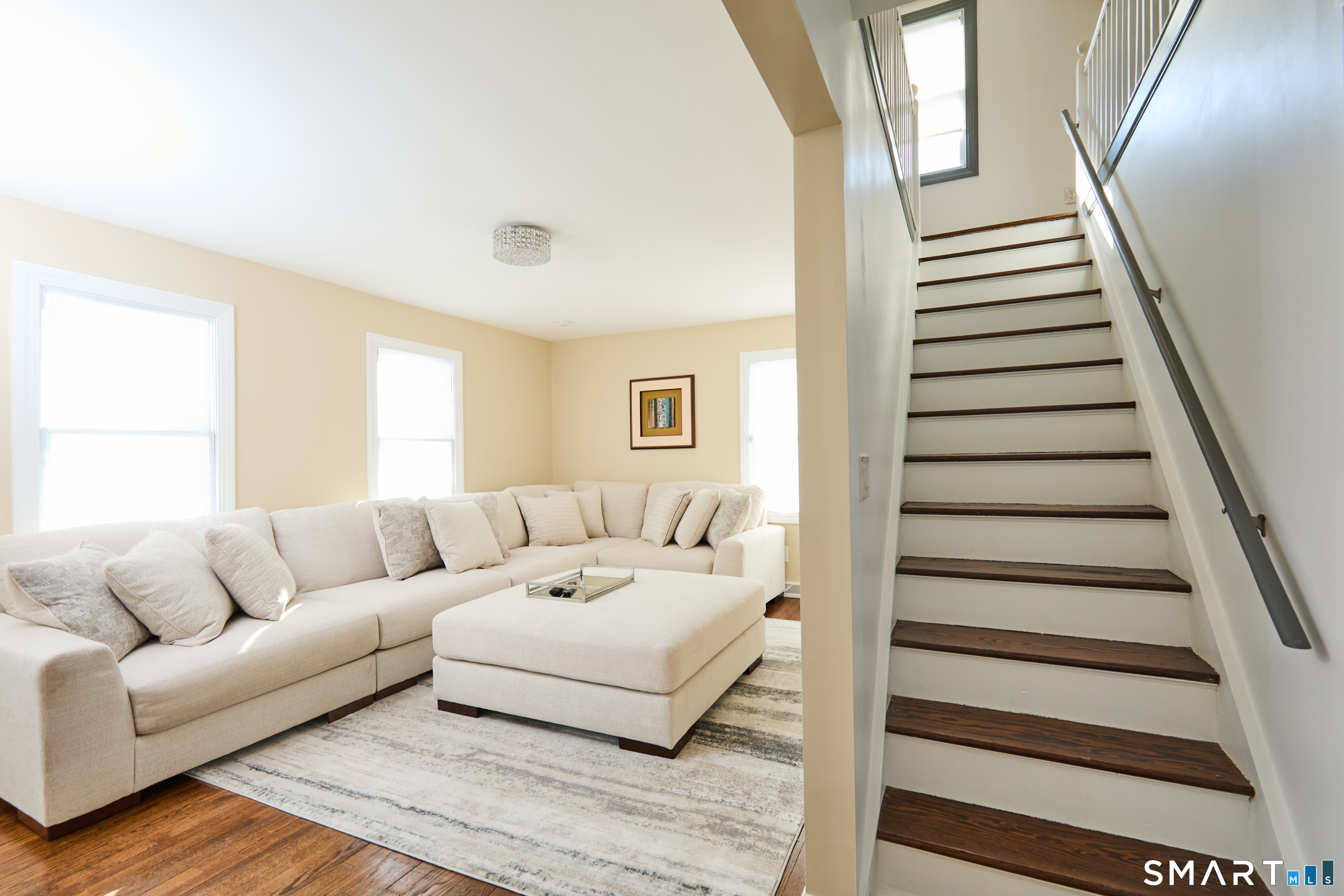 168 Sunnybank Avenue