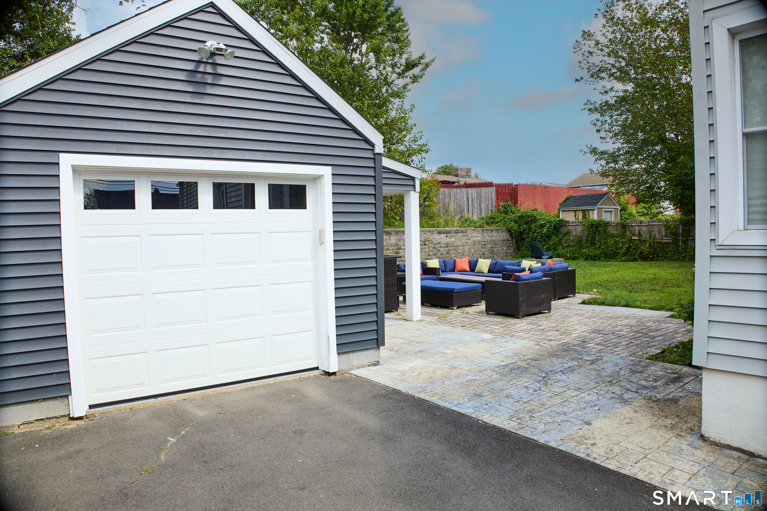 168 Sunnybank Avenue