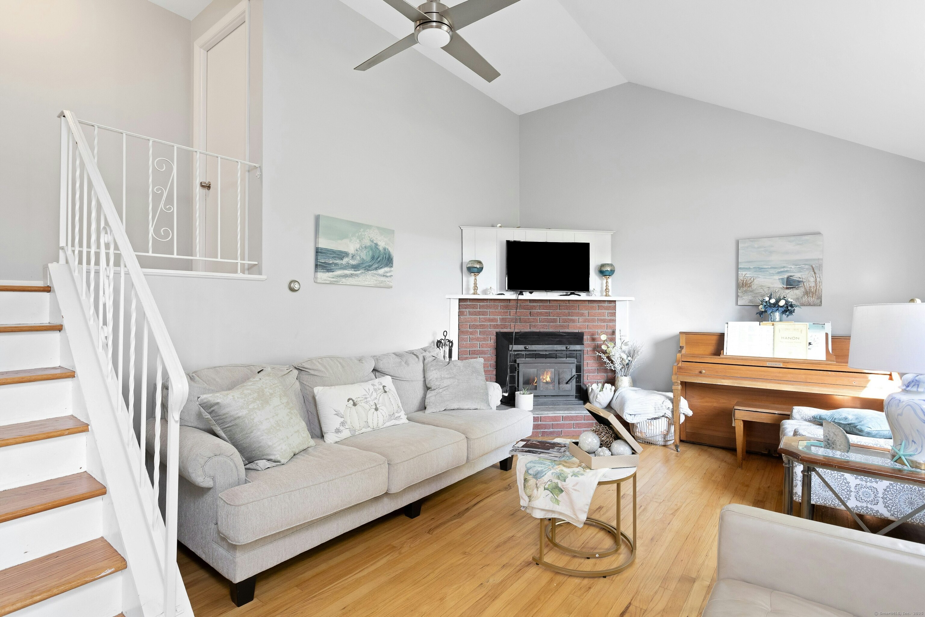 421 Short Beach Road