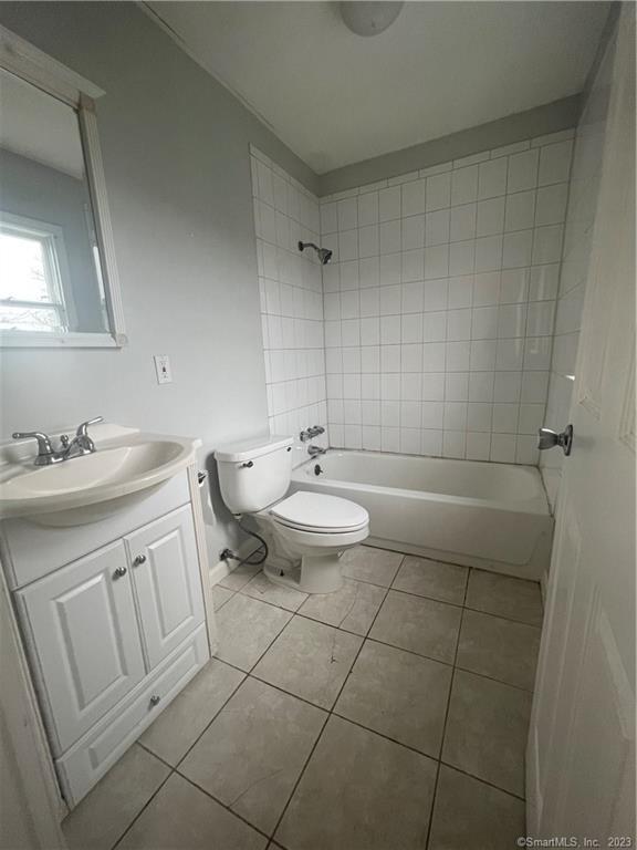 37 Jetland Place 3rd floor