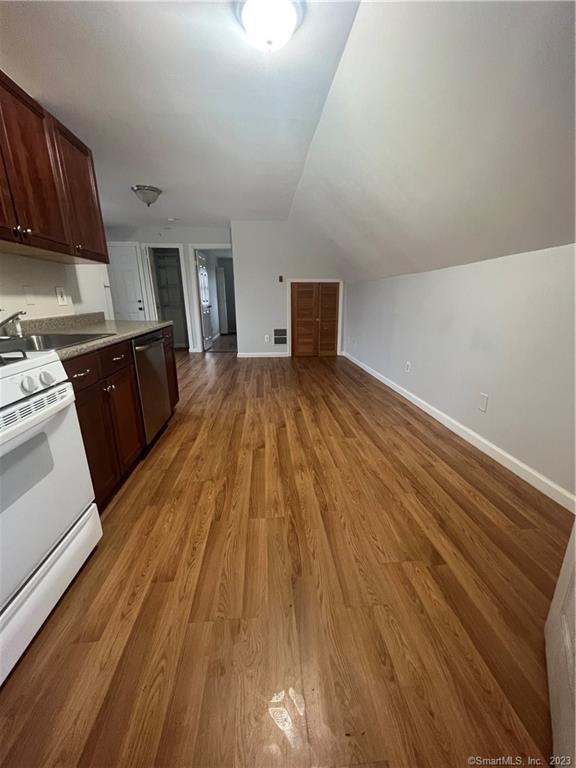 37 Jetland Place 3rd floor