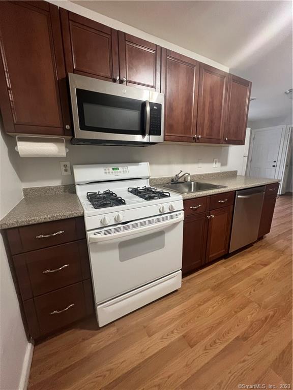 37 Jetland Place 3rd floor