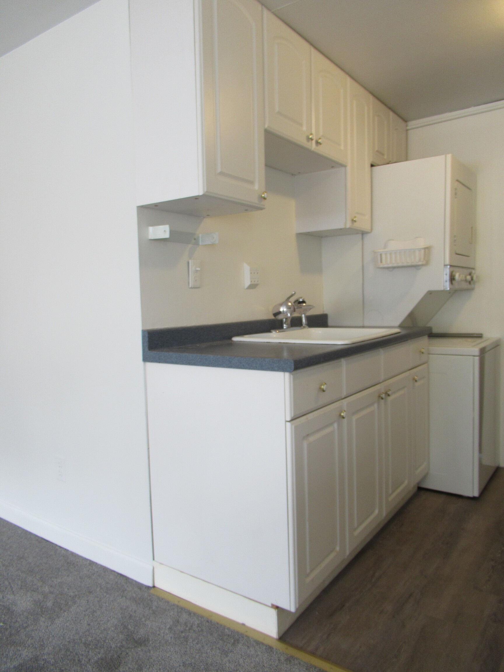 255 Fairfield Woods Road