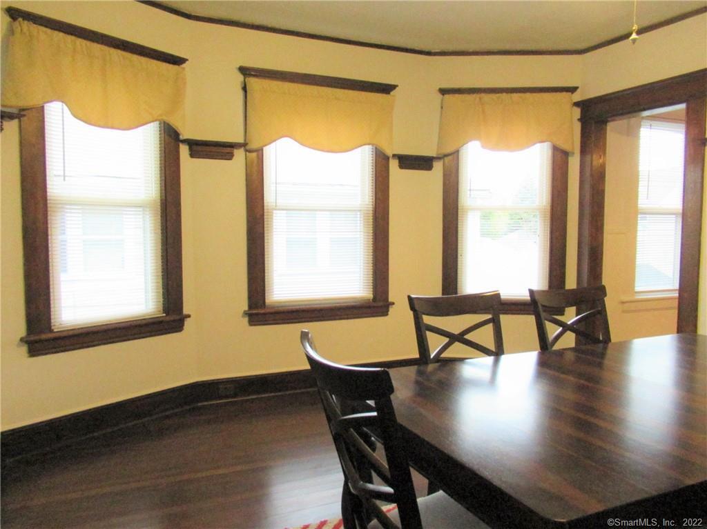 53 Eaton Street 2nd Floor