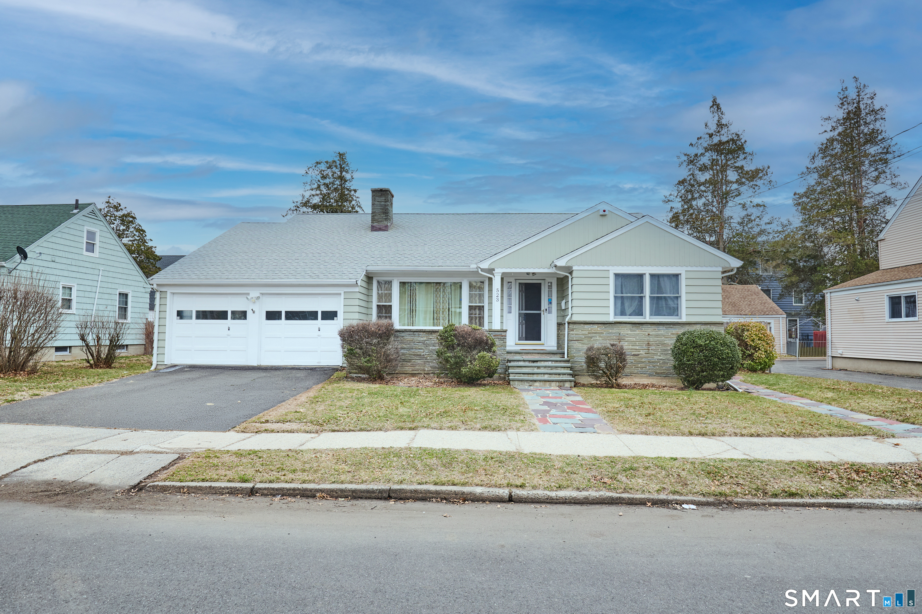 523 West Jackson Avenue