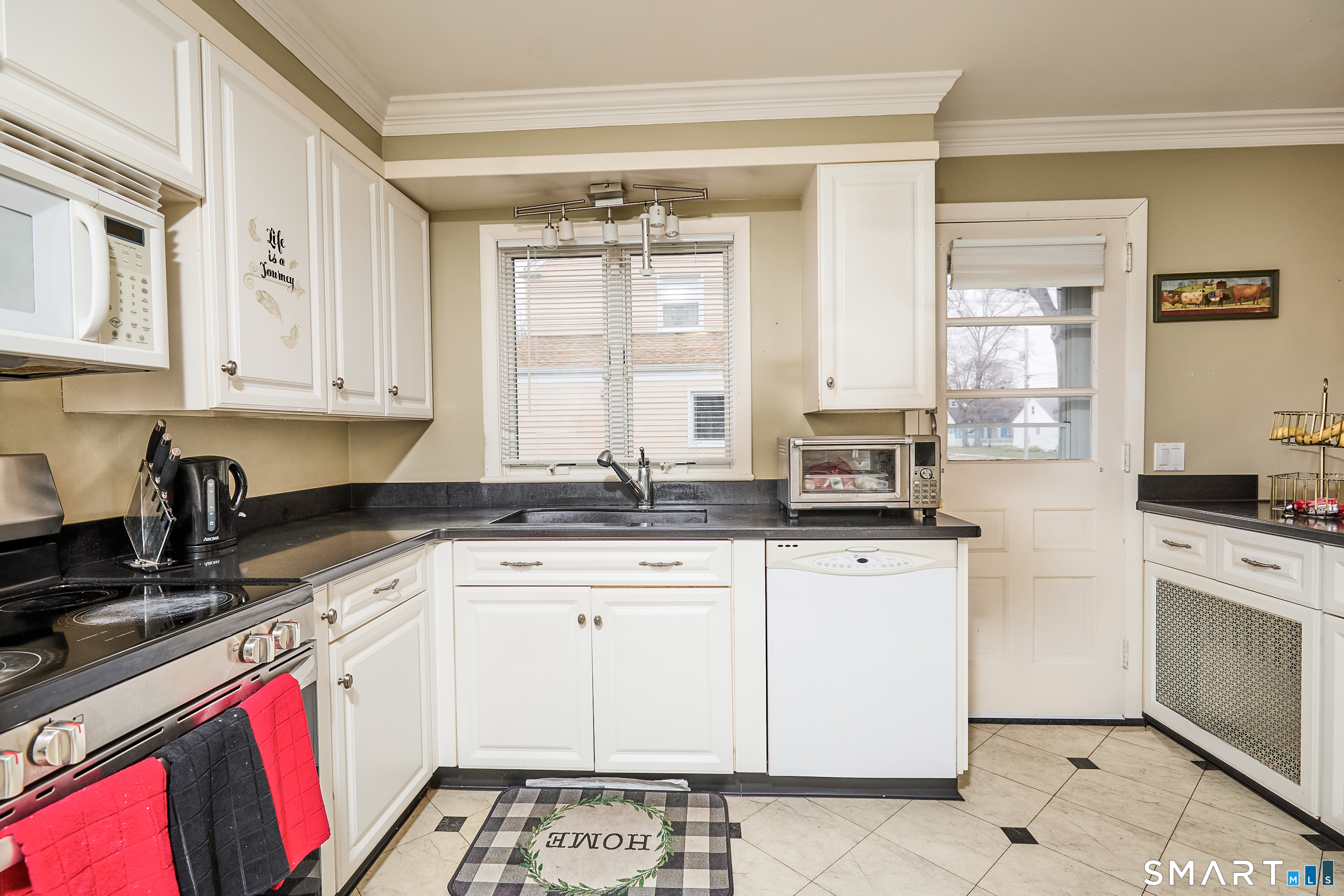 523 West Jackson Avenue