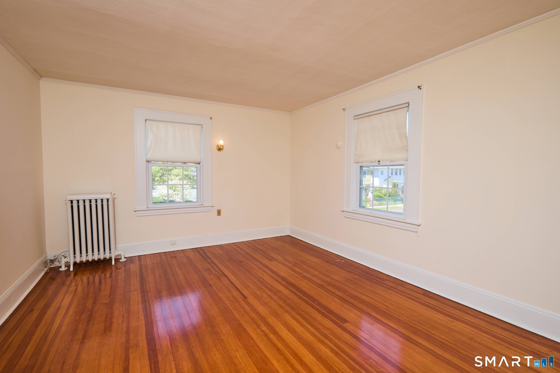 131 Aldine Avenue