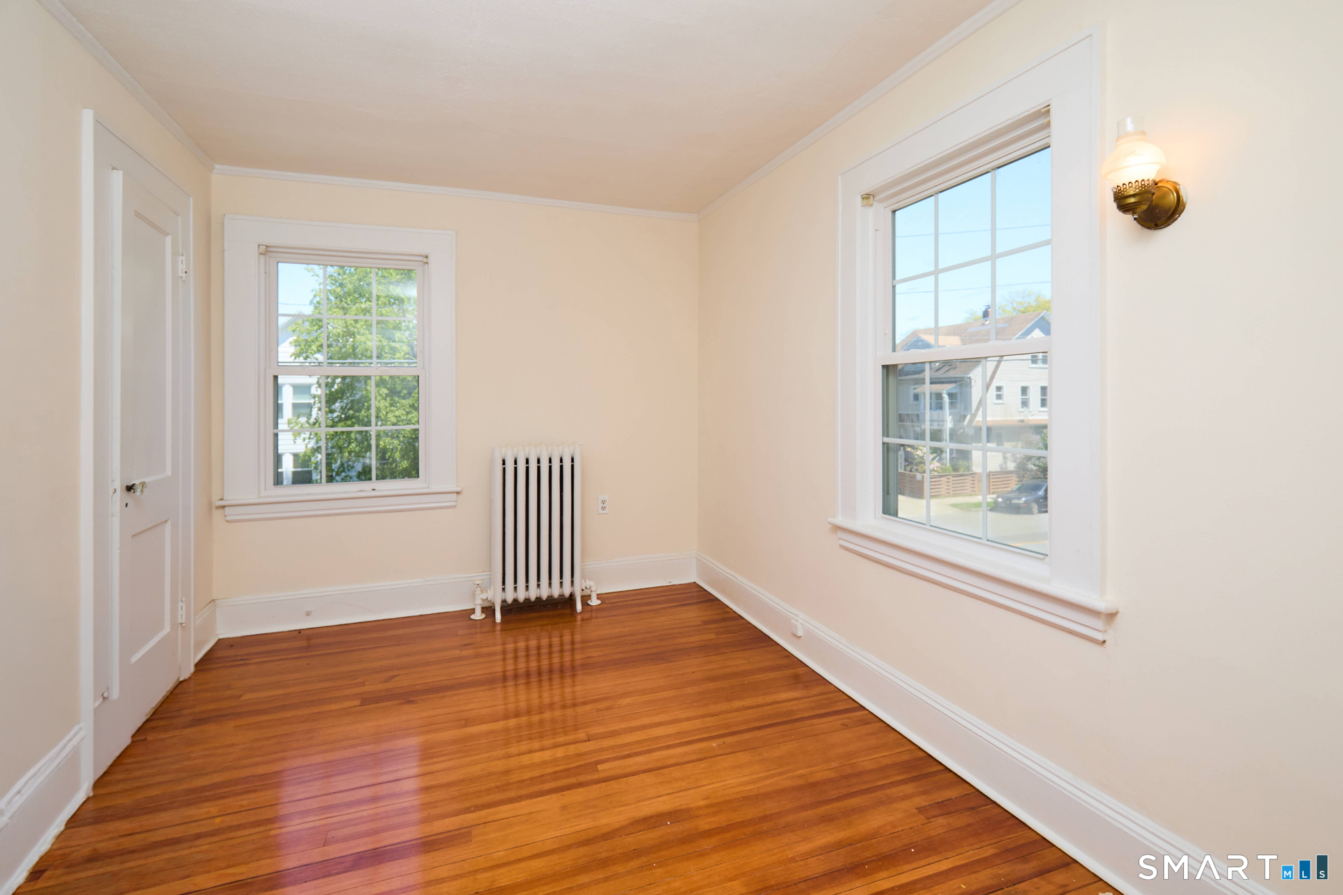 131 Aldine Avenue