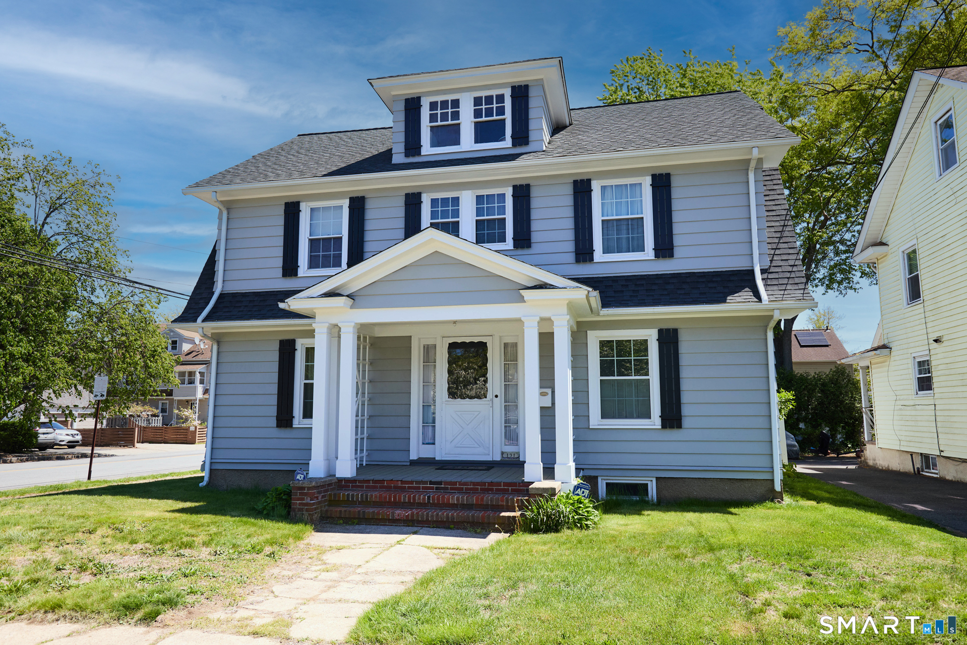 131 Aldine Avenue