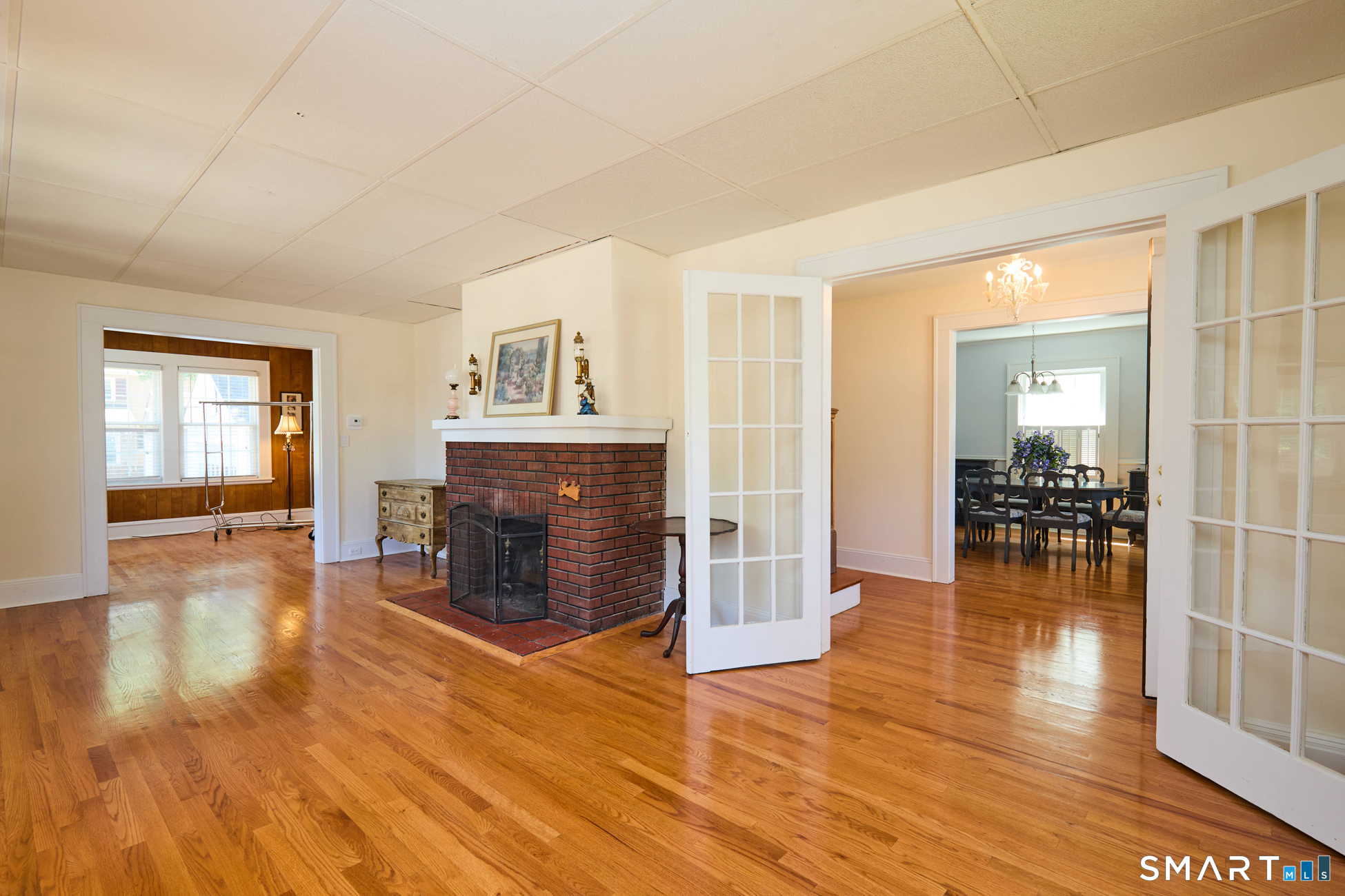 131 Aldine Avenue