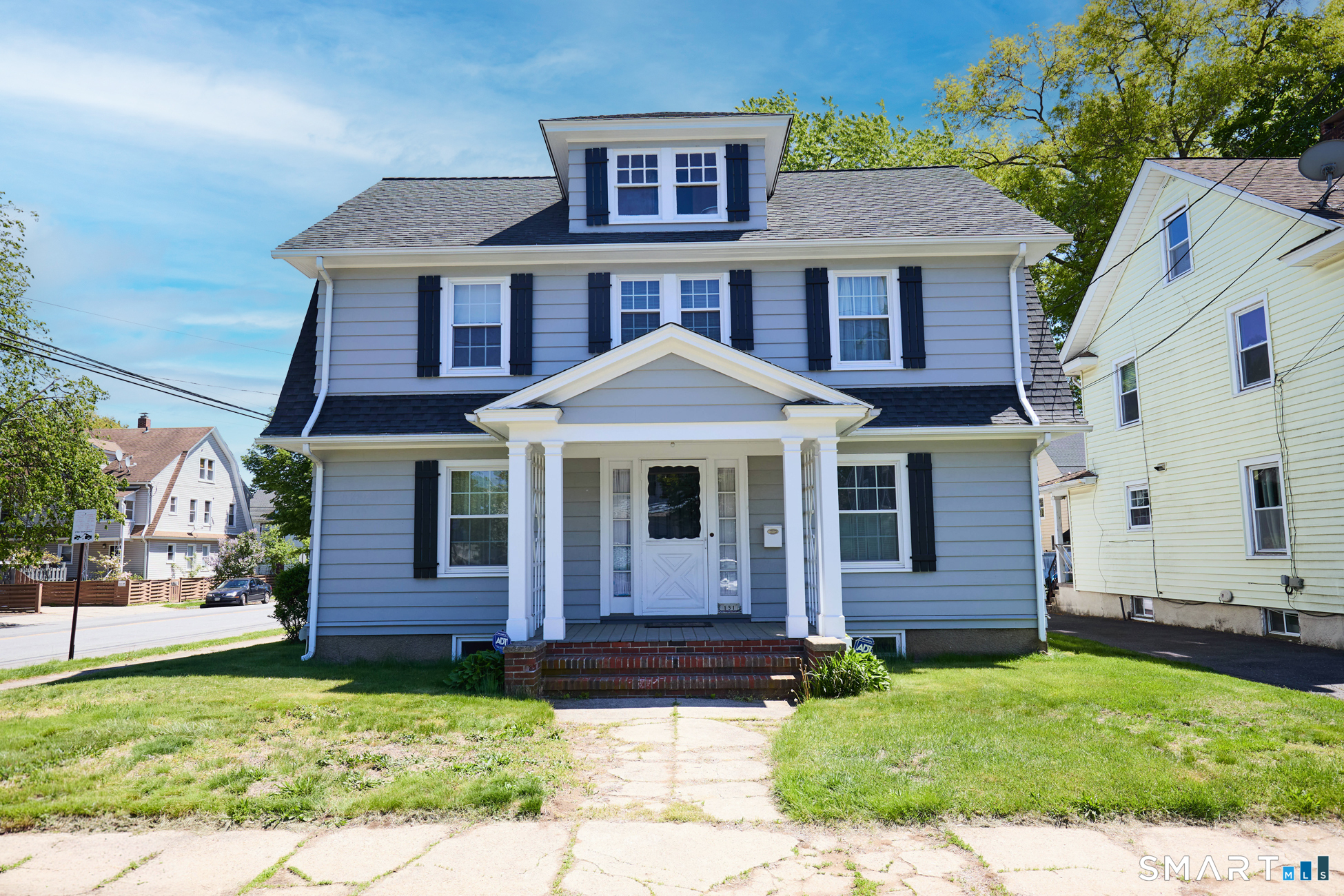 131 Aldine Avenue