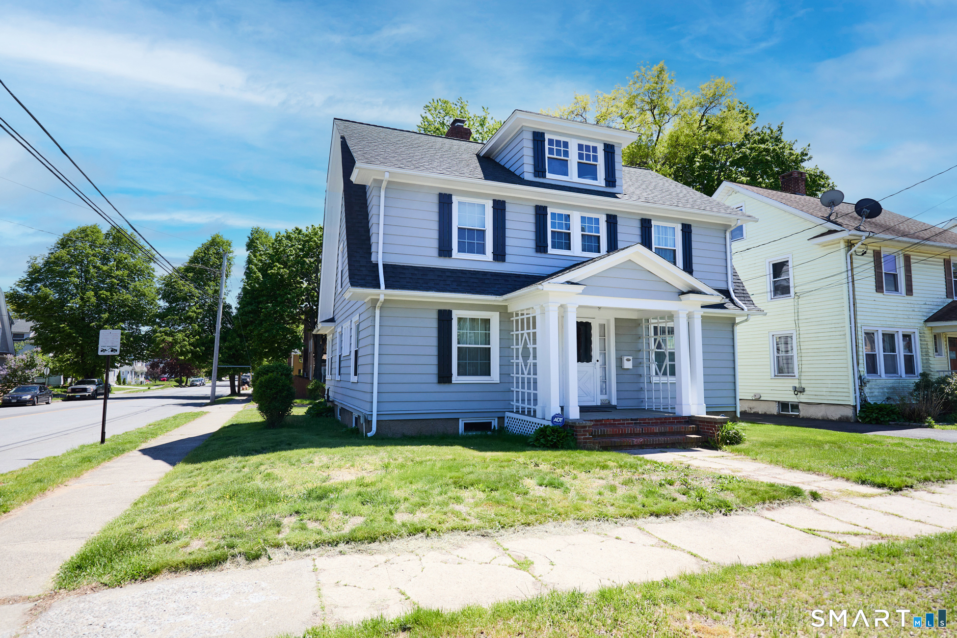 131 Aldine Avenue