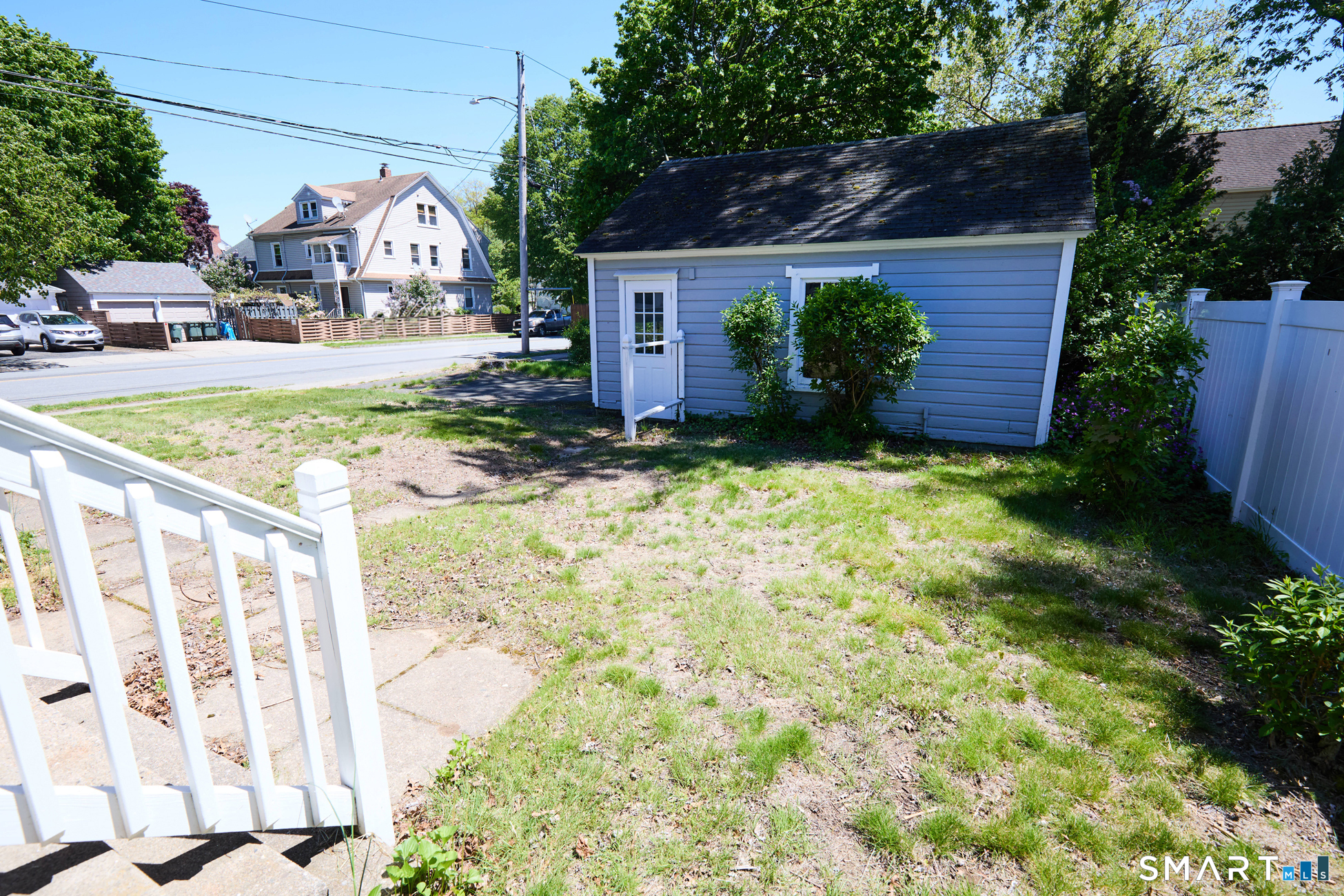 131 Aldine Avenue