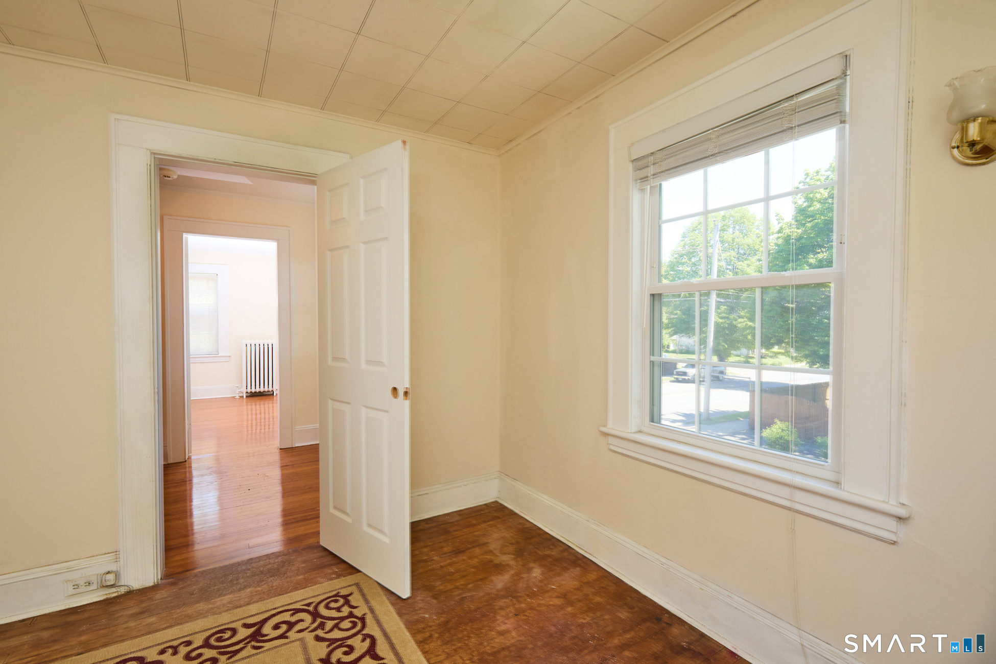 131 Aldine Avenue