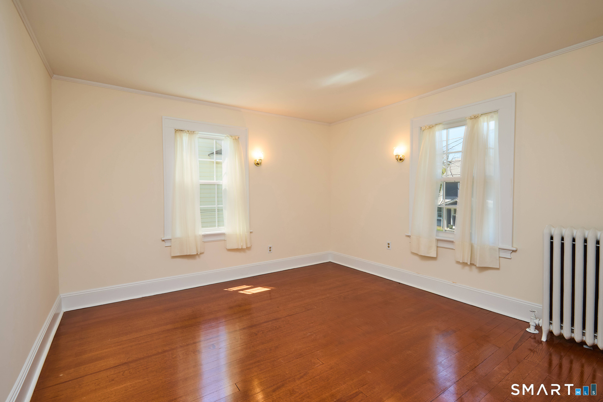 131 Aldine Avenue
