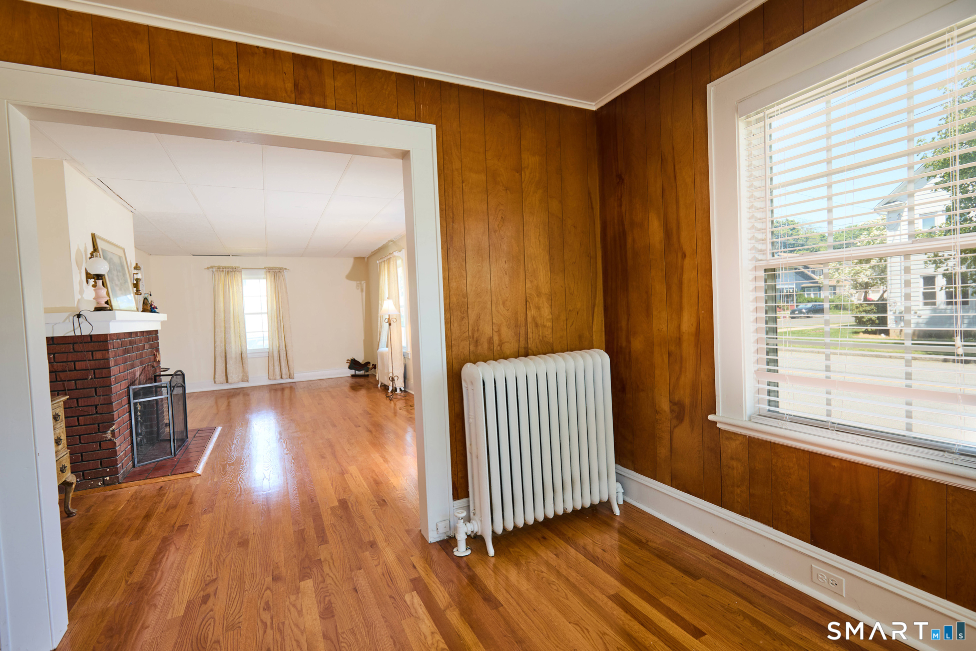 131 Aldine Avenue