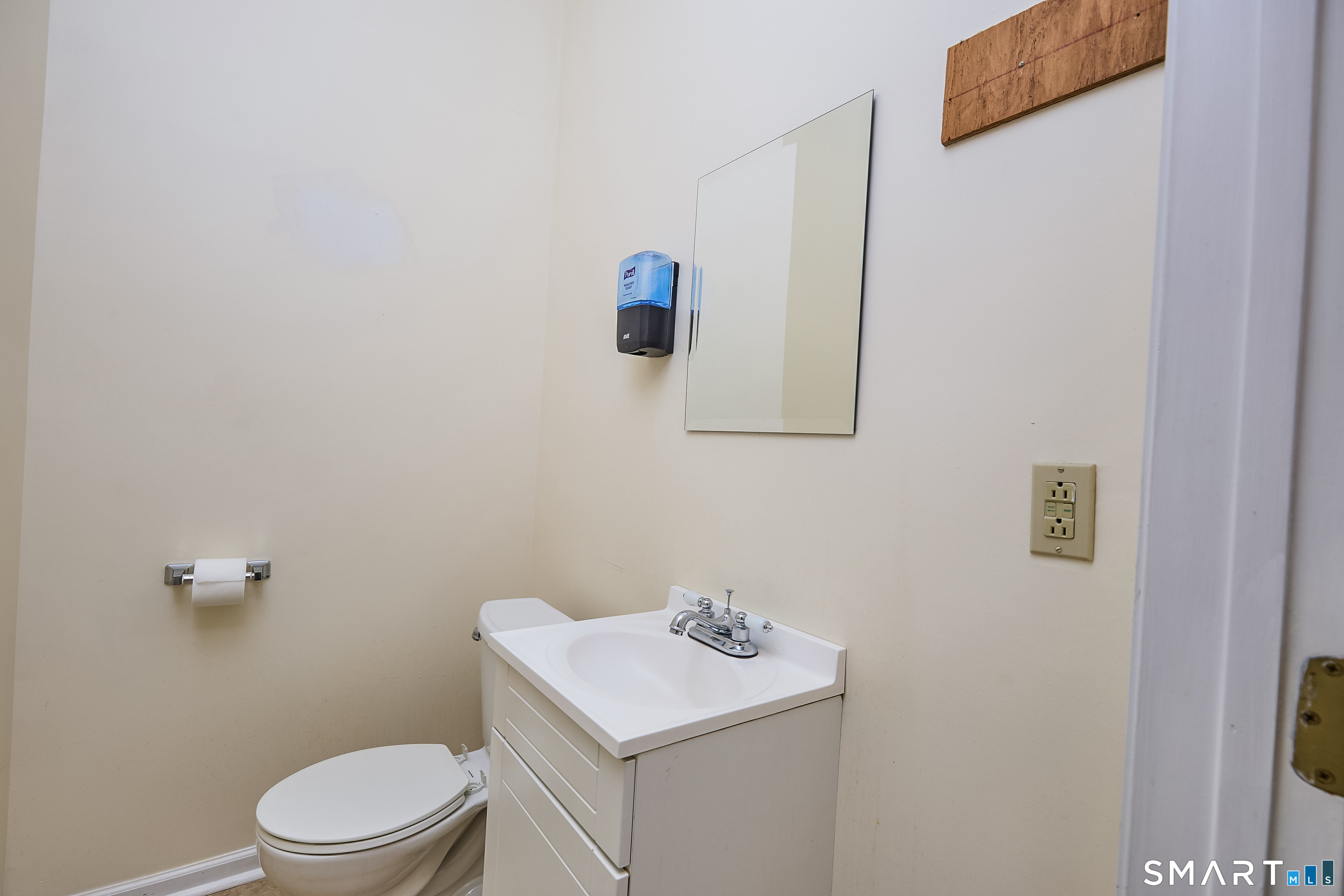 1511 Black Rock Turnpike 1
