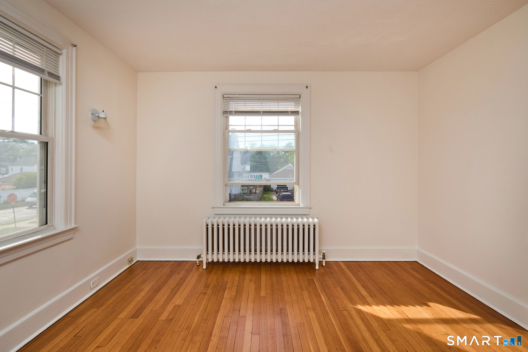 105 Dixon Street