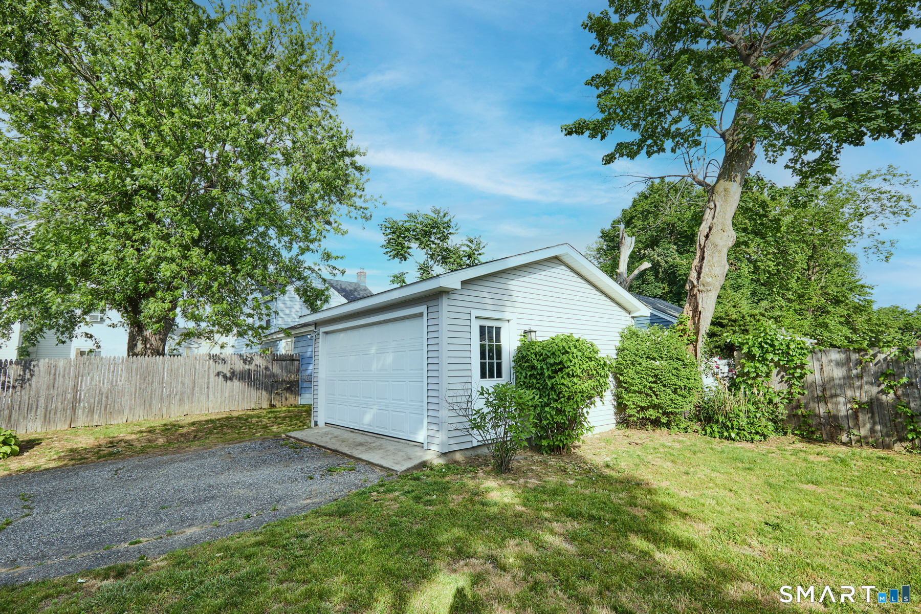 105 Dixon Street