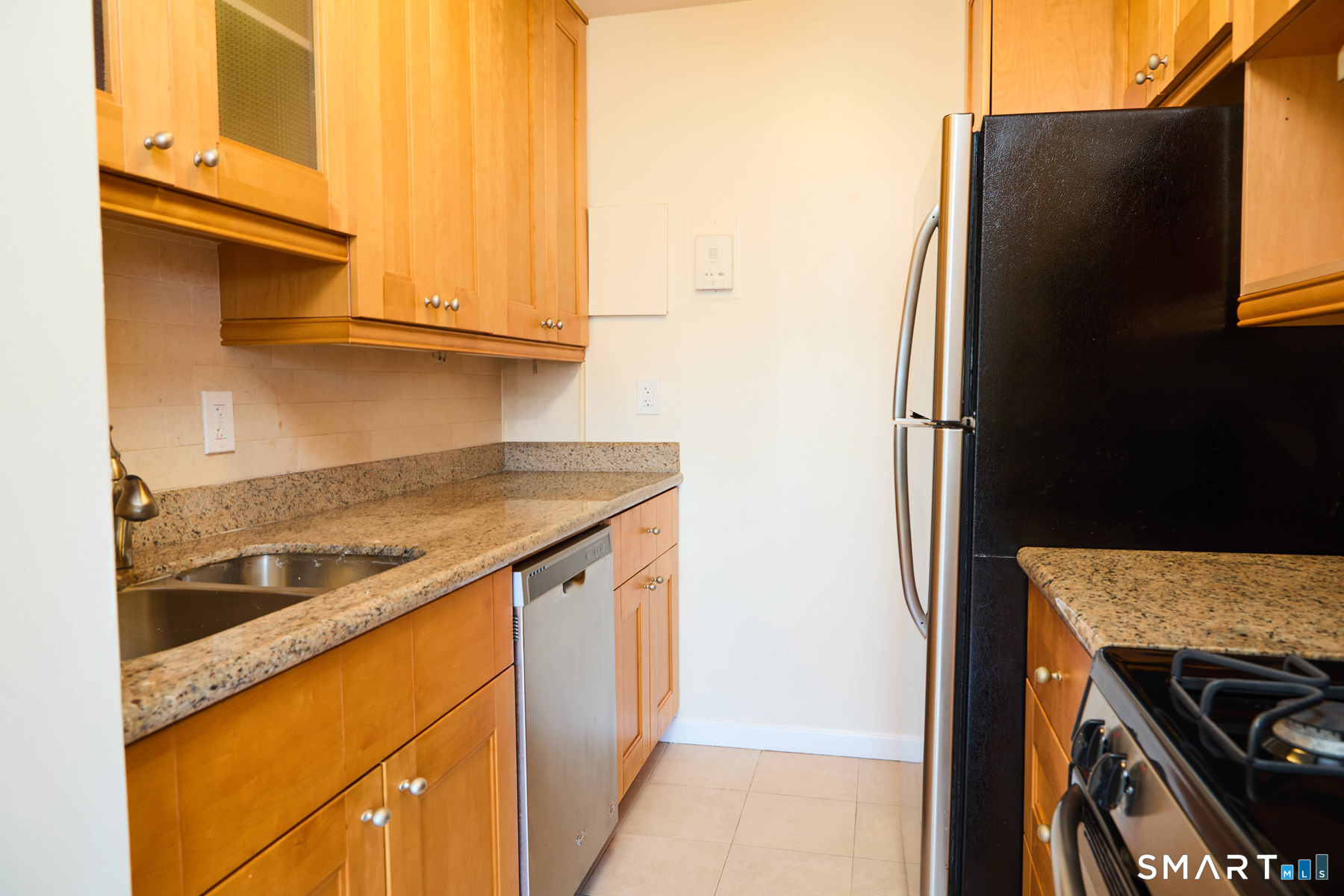 2625 Park Avenue 7S