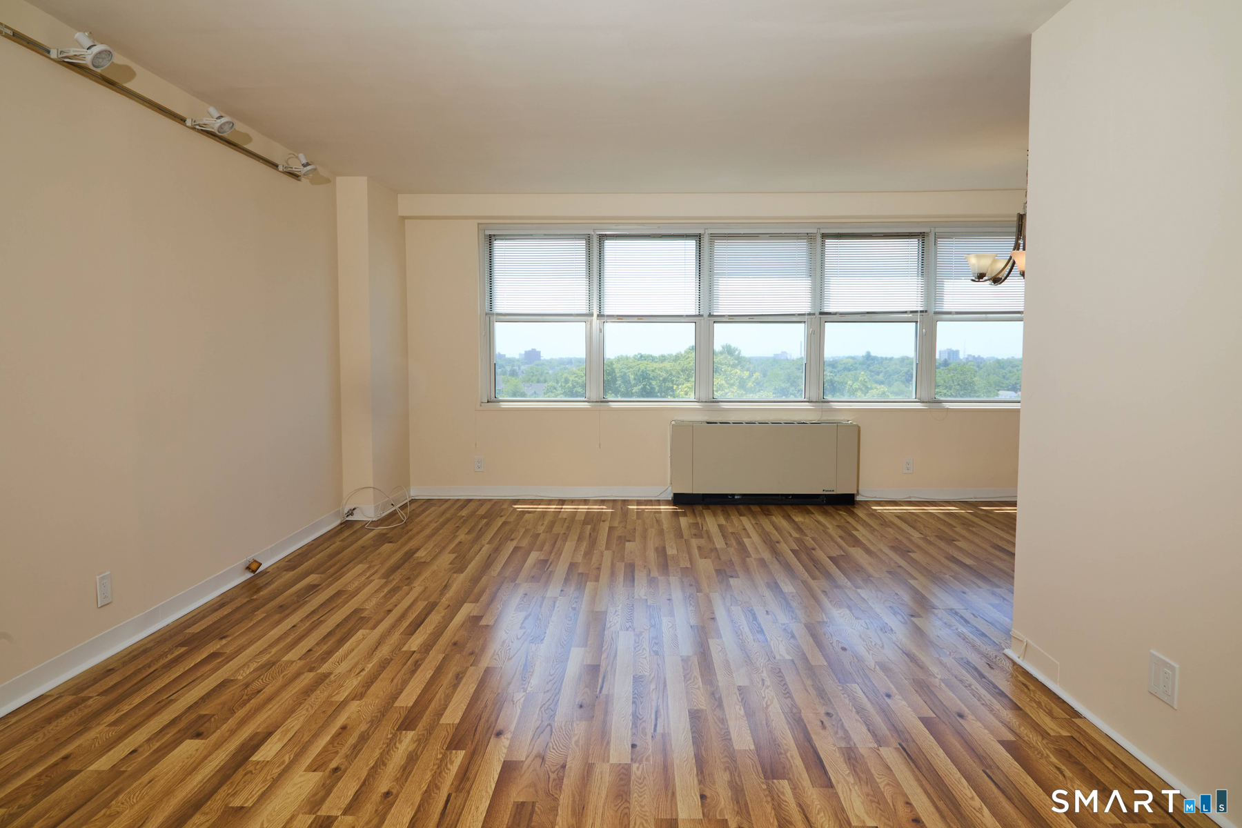 2625 Park Avenue 7S
