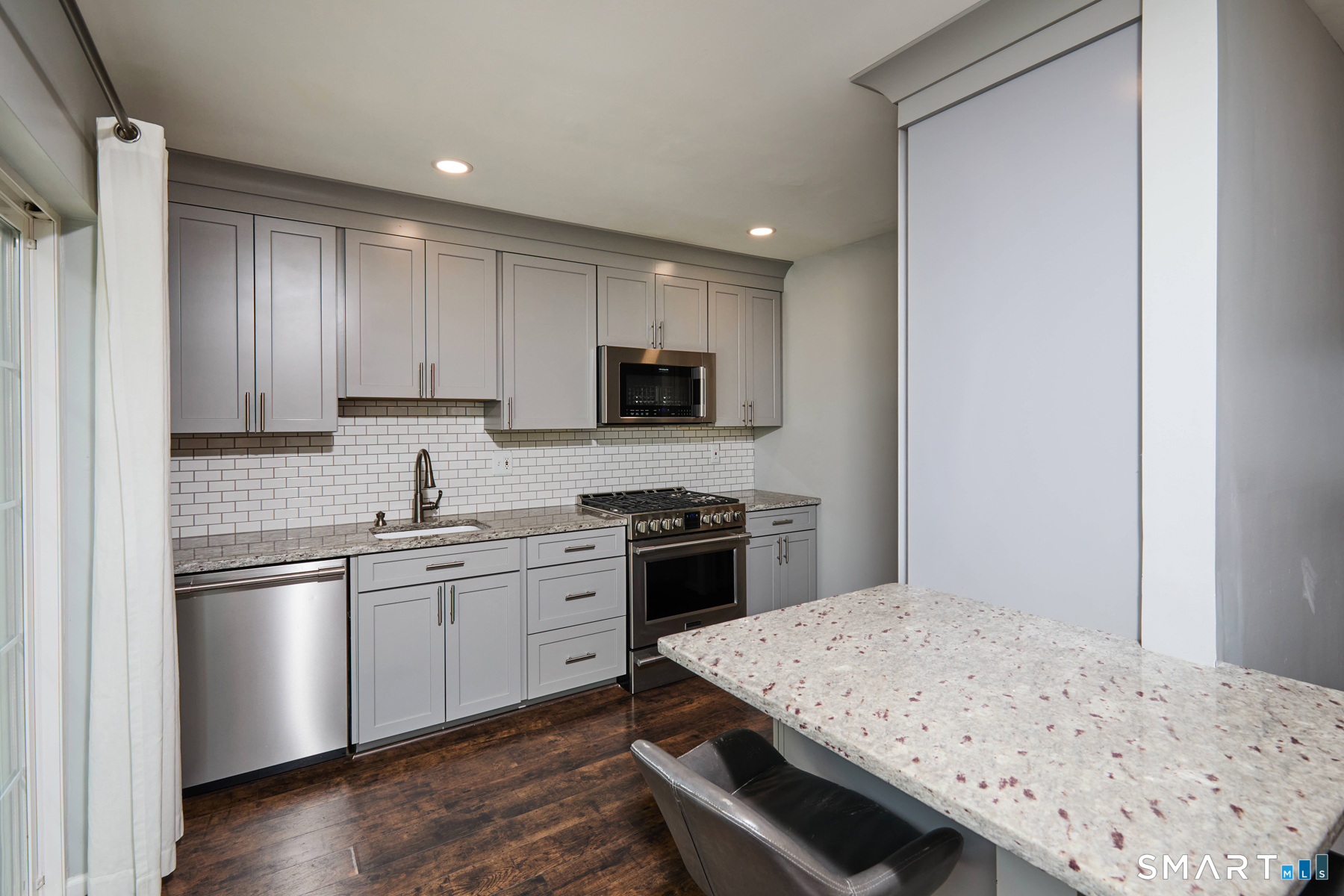 14 South Street Unit: 49