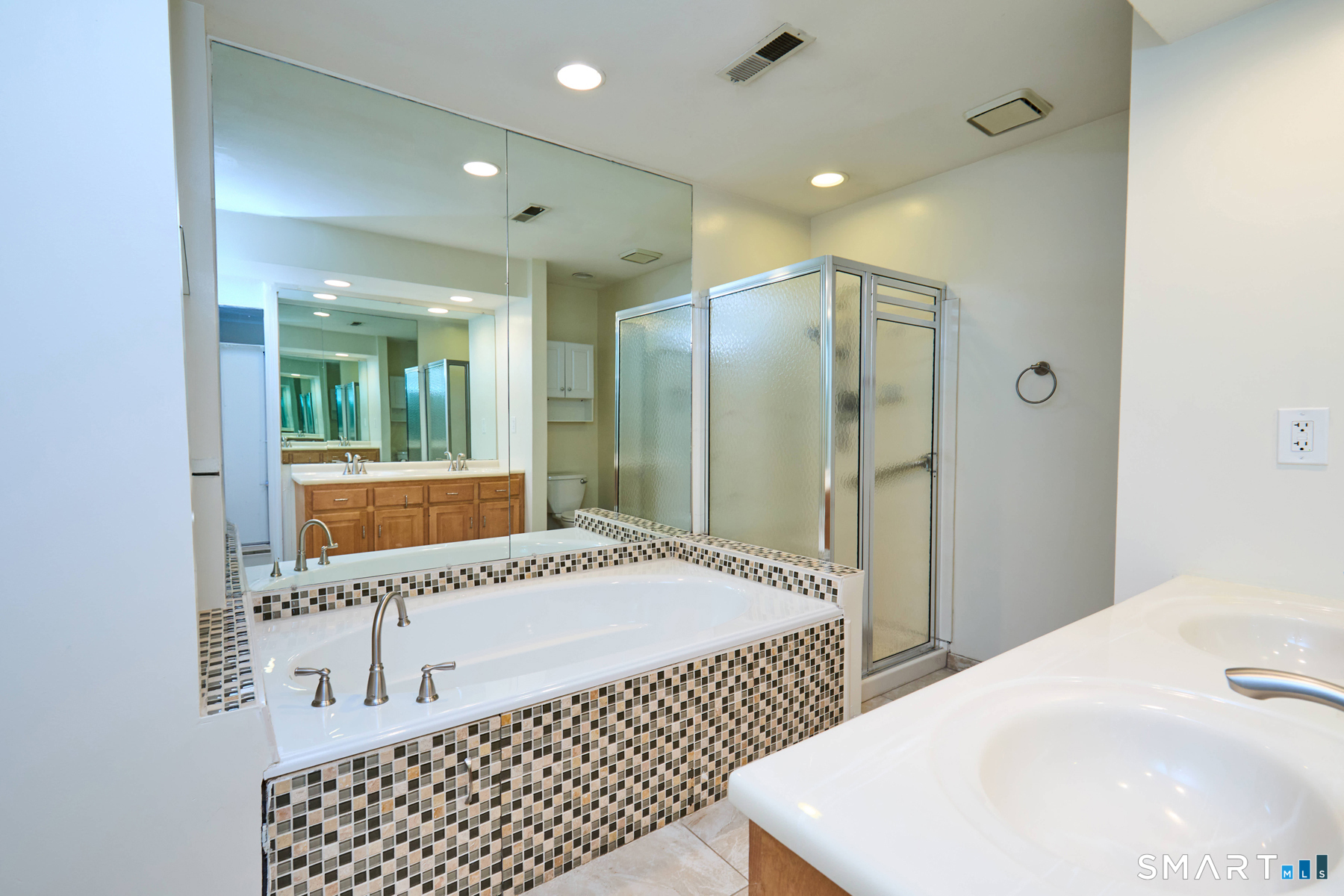 2675 Park Avenue Unit: 28
