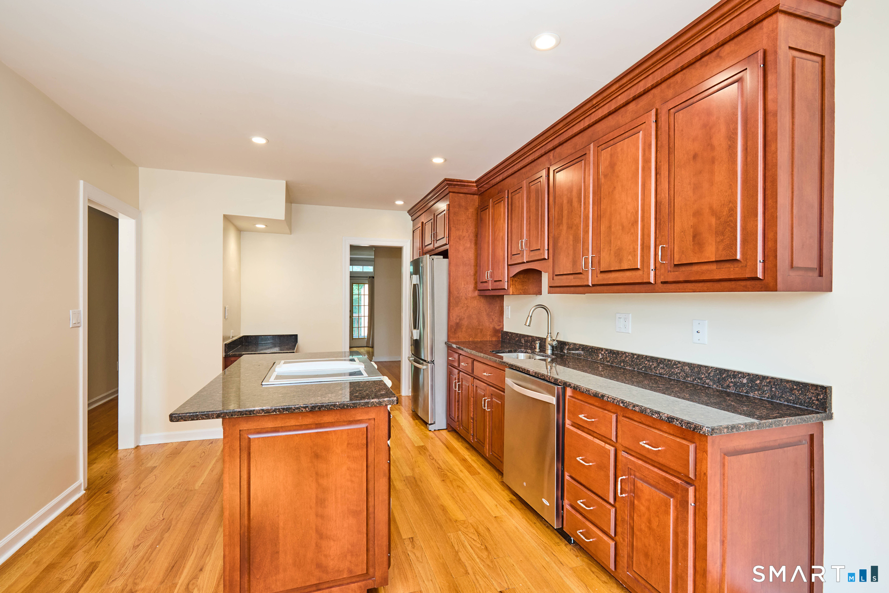 2675 Park Avenue Unit: 28