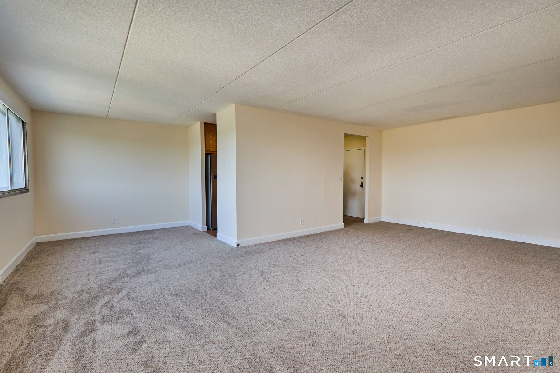 120 Huntington Turnpike Unit: 905