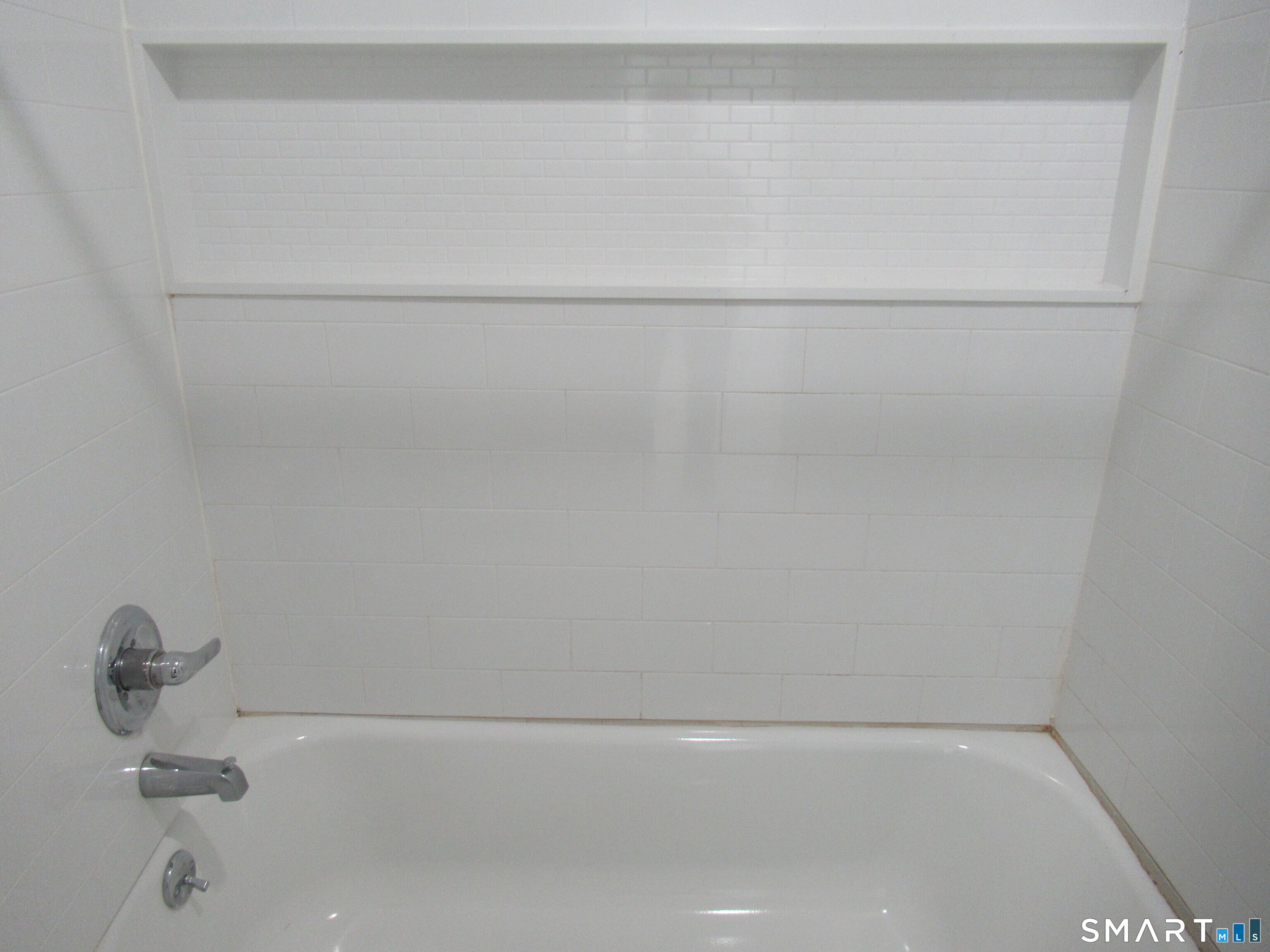 81 Jetland Street Unit: 2