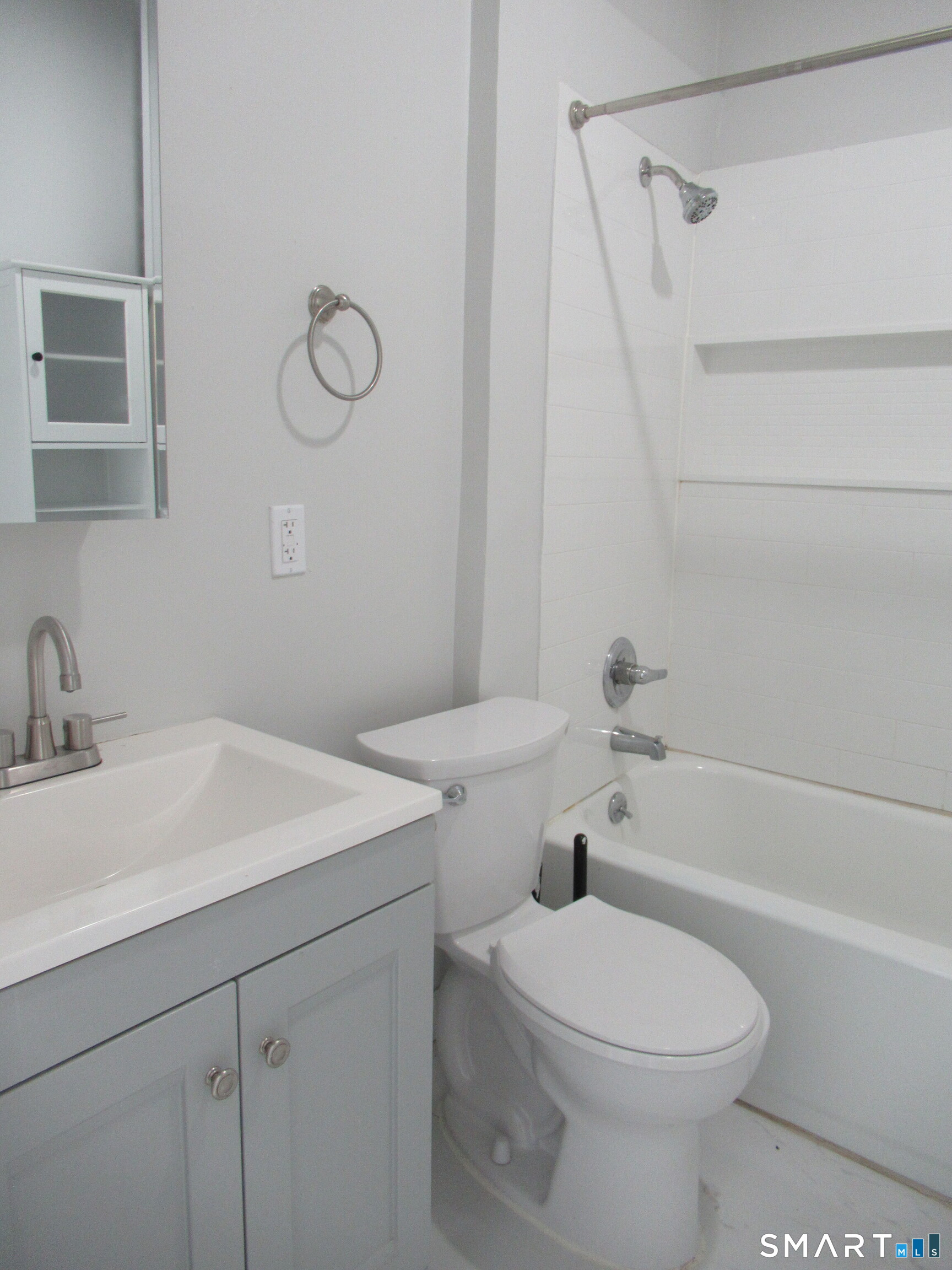 81 Jetland Street Unit: 2