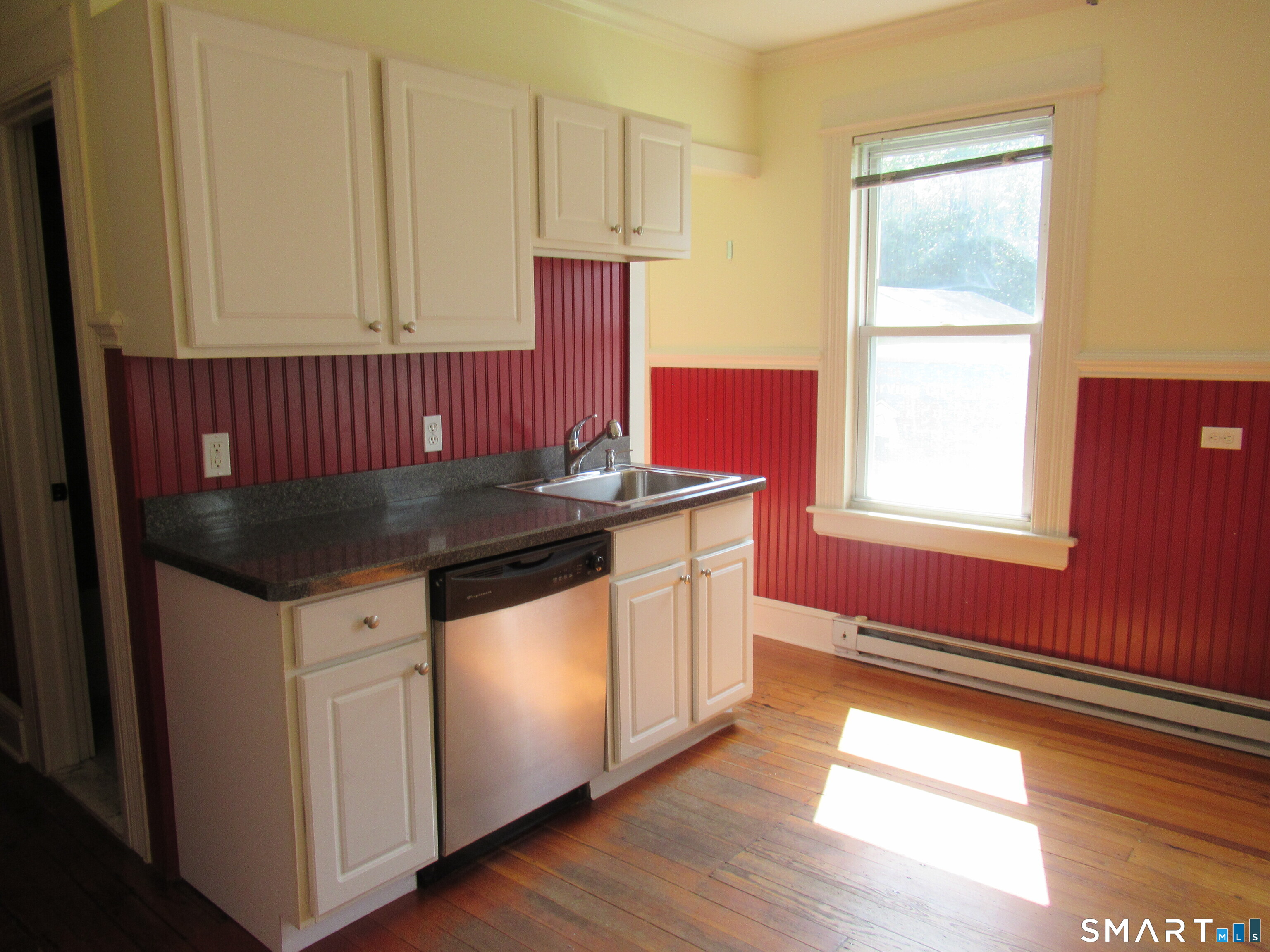 112 Bennett Street Unit: 1st floor