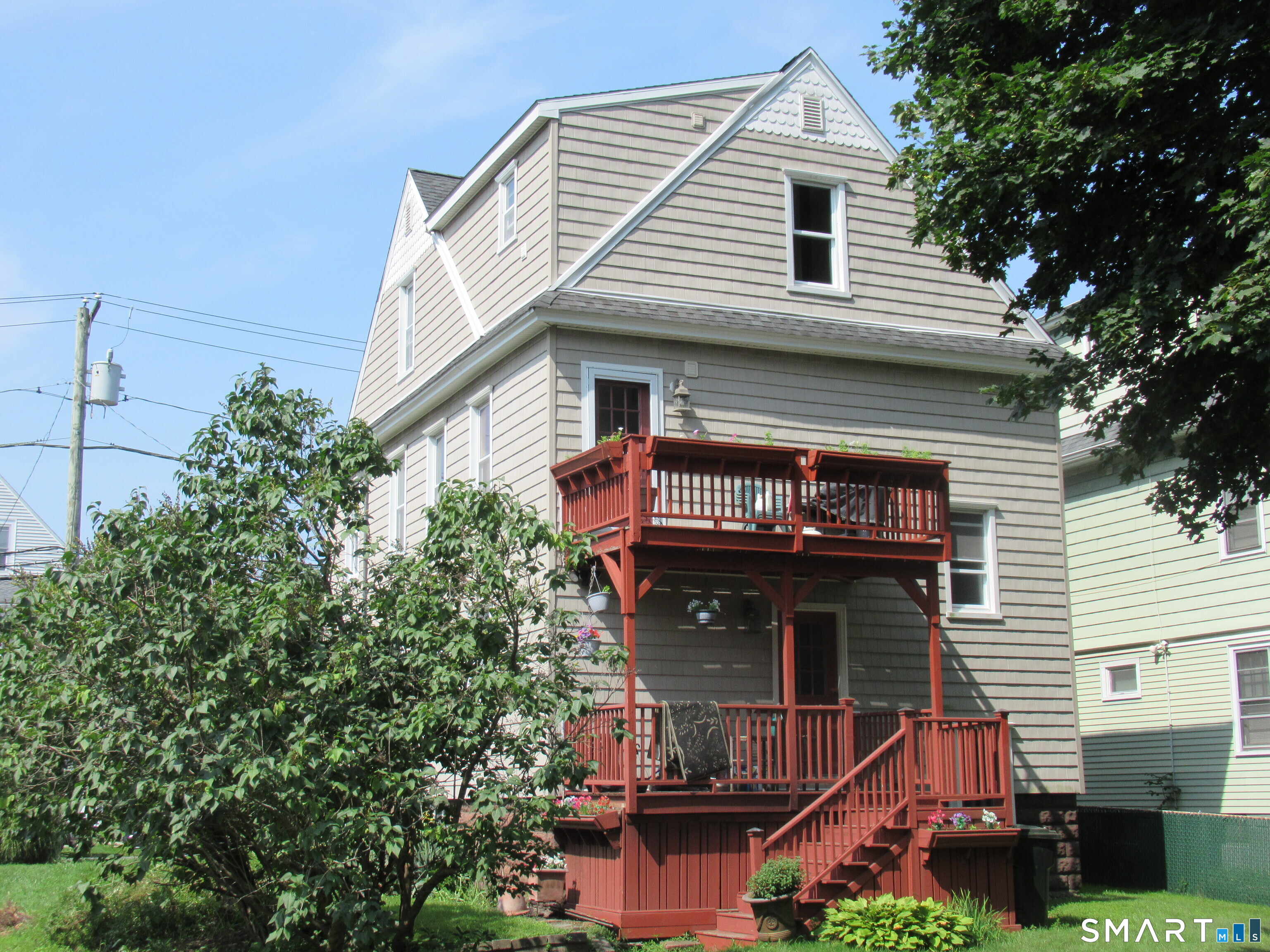 112 Bennett Street Unit: 1st floor
