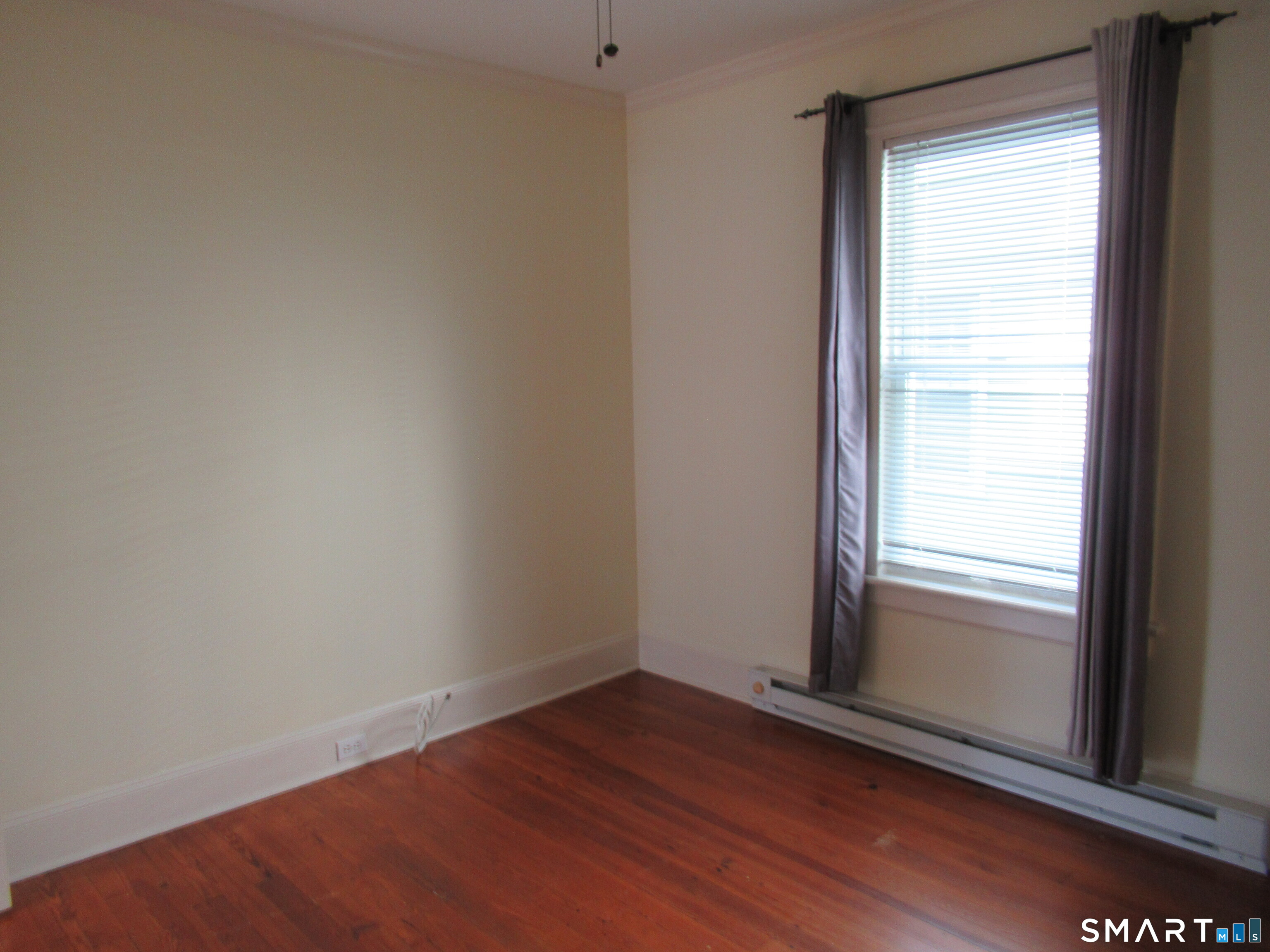 112 Bennett Street Unit: 1st floor